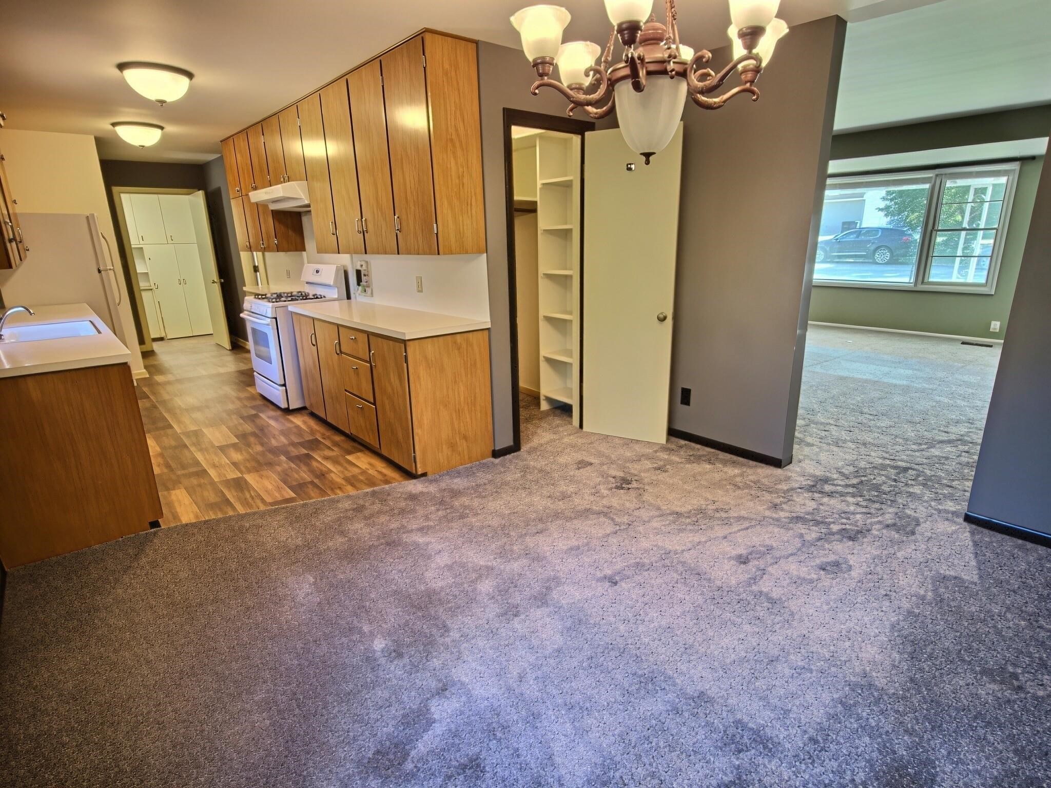 1420 Lawndale Ave Property Photo 21