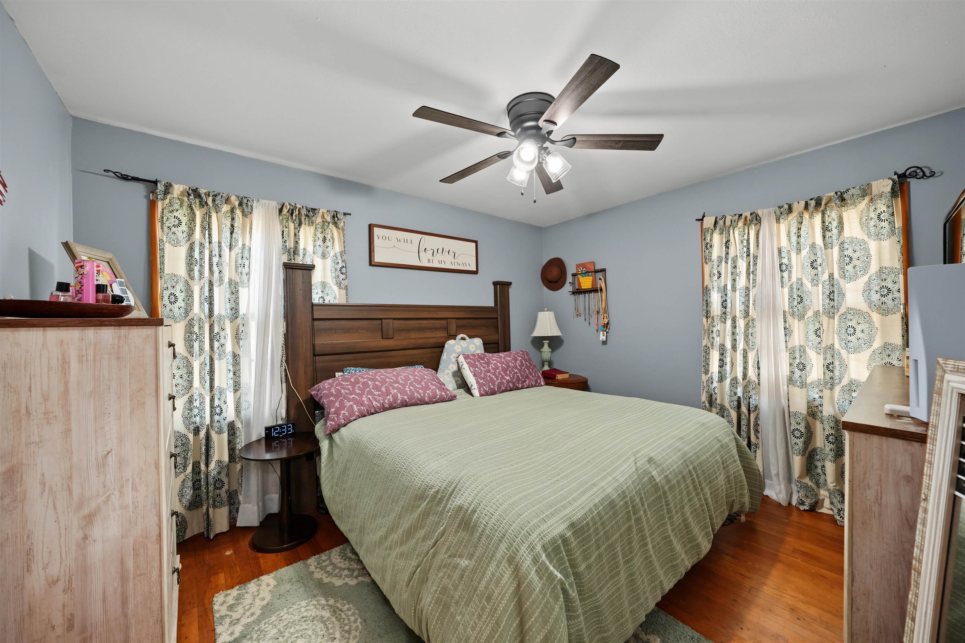 1822 Larson St Property Photo 10