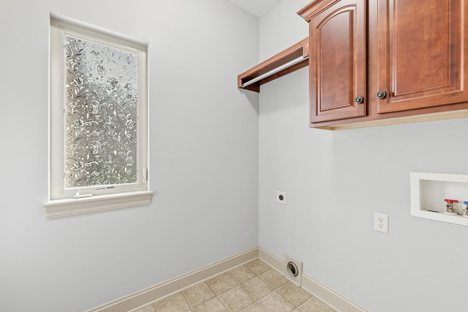 2224 N Rough Creek Rd Property Photo 15