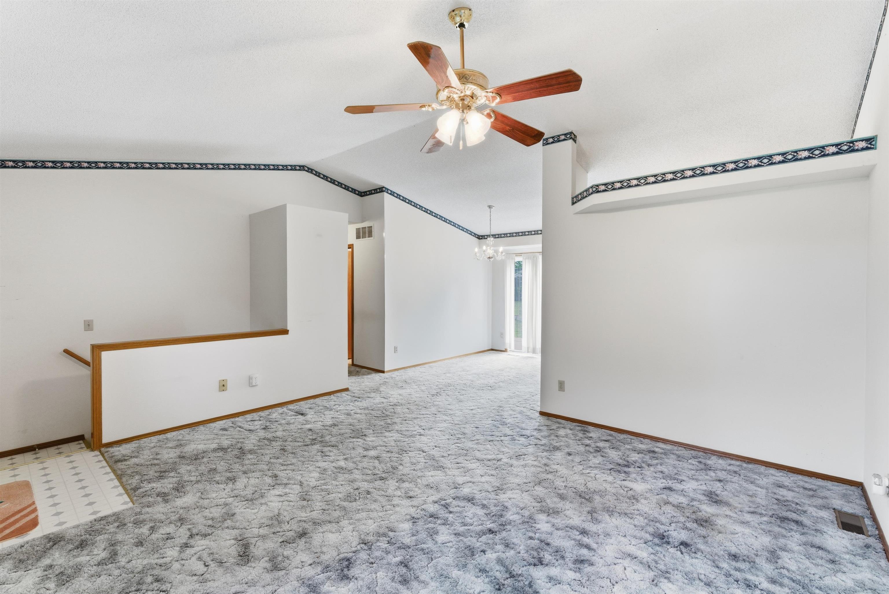 6538 N Longmont St Property Photo 8