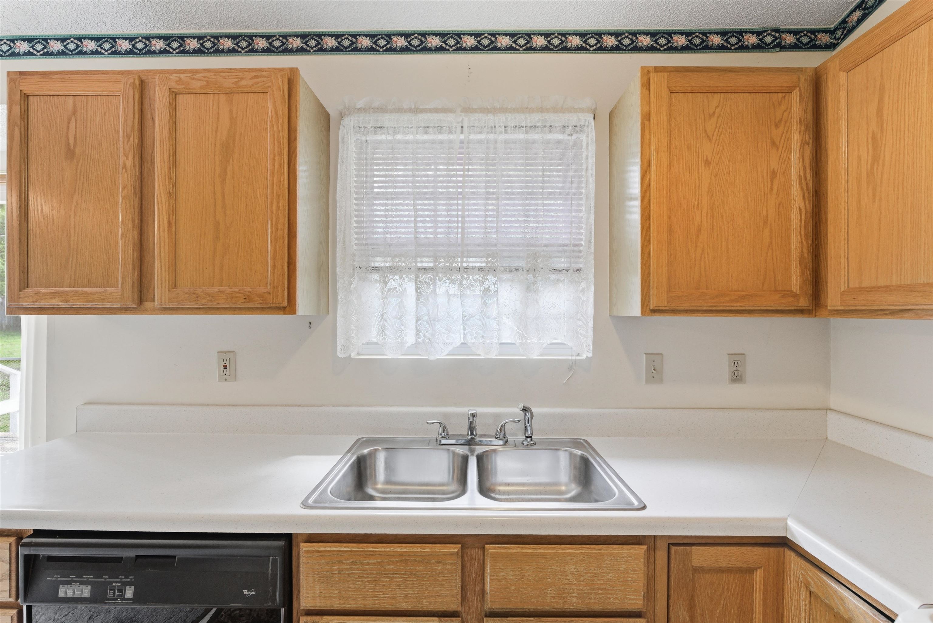 6538 N Longmont St Property Photo 12