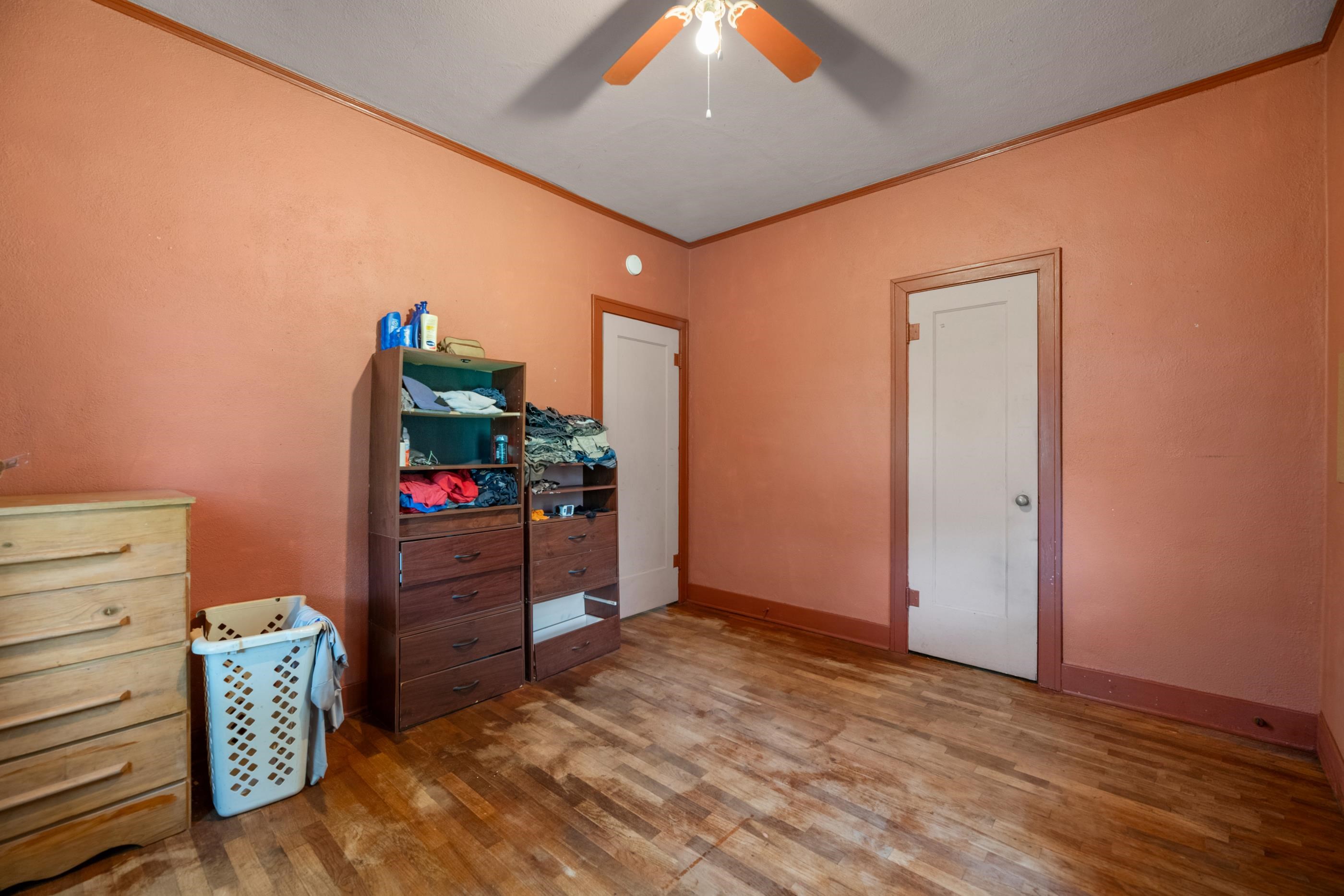419 W Main St Property Photo 18