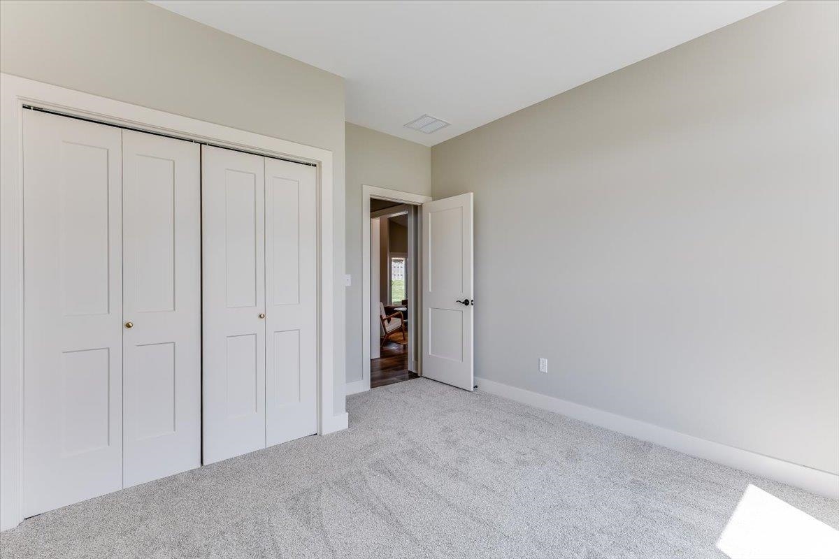 4304 N Sunny Ct Property Photo 22