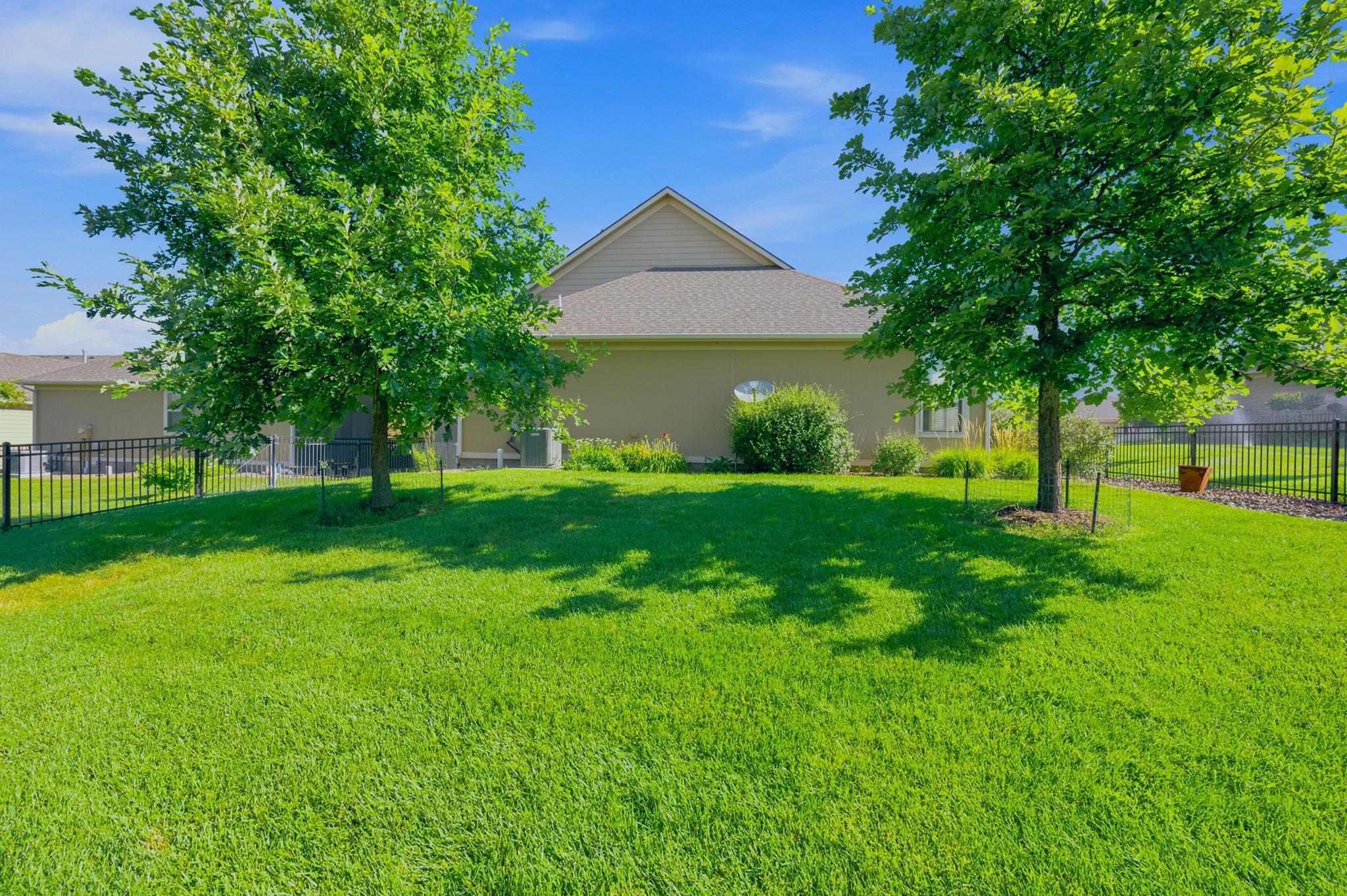 937 E Clearlake Property Photo 35