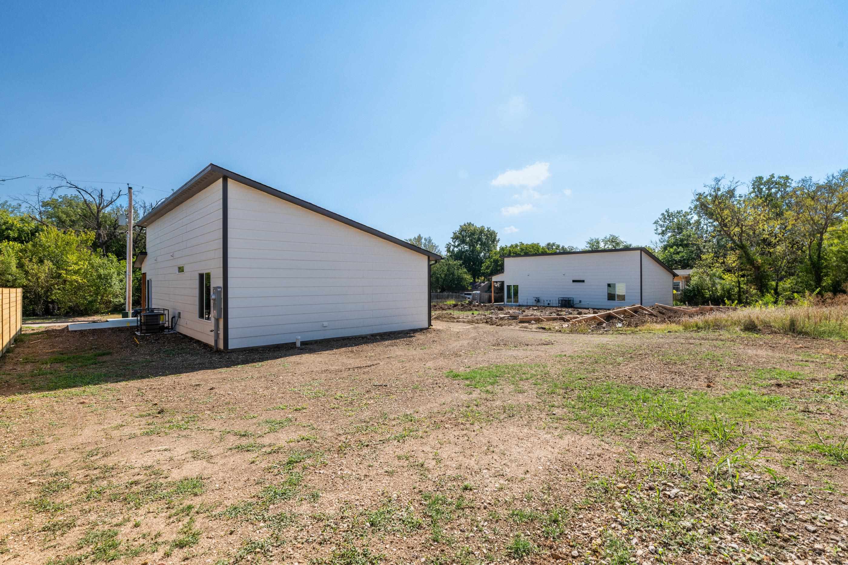 1331 N Holyoke Property Photo 4