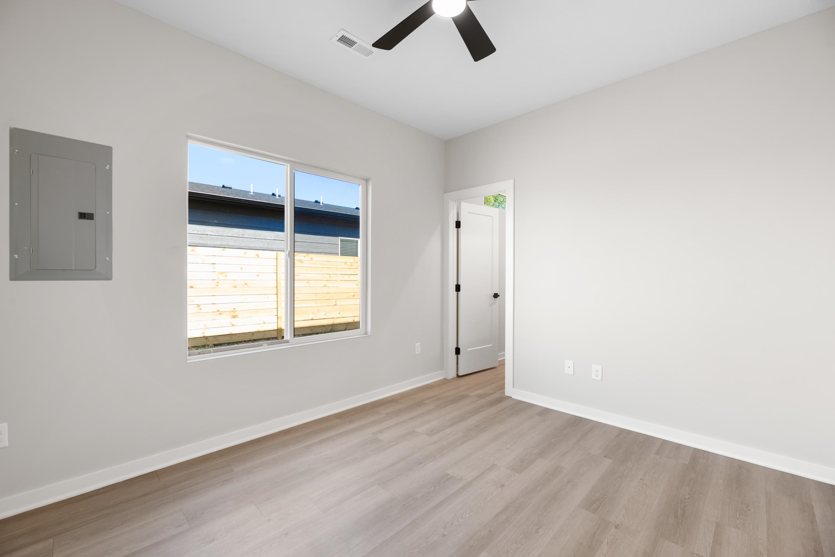 1331 N Holyoke Property Photo 21