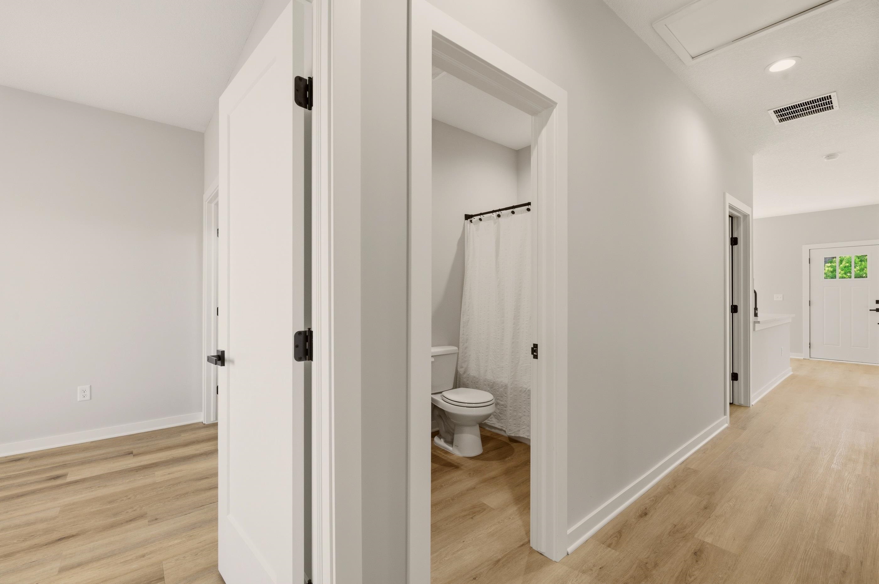 1331 N Holyoke Property Photo 23