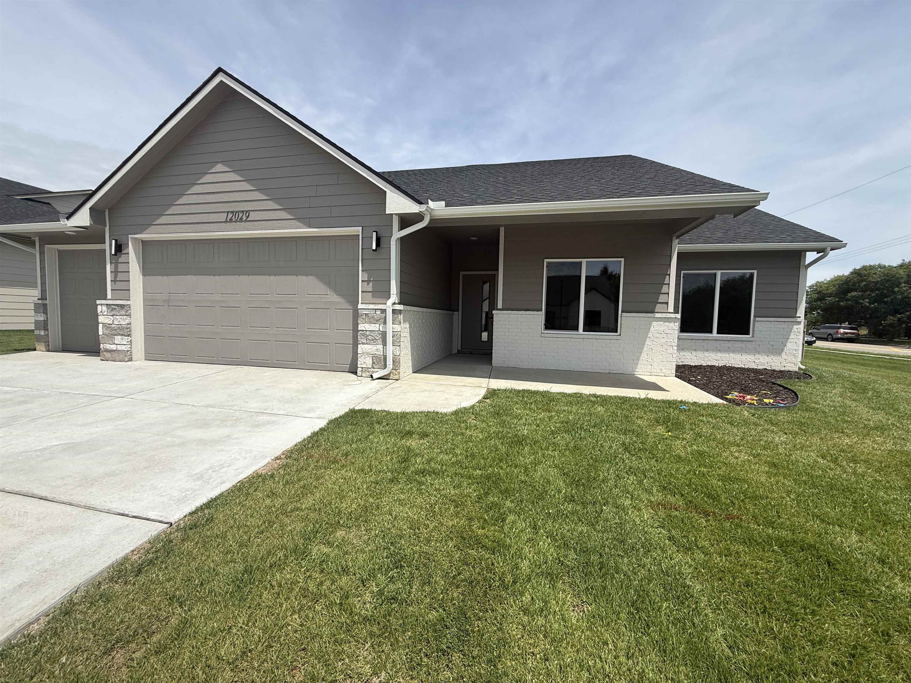12029 W Cornelison Ct Property Photo 2