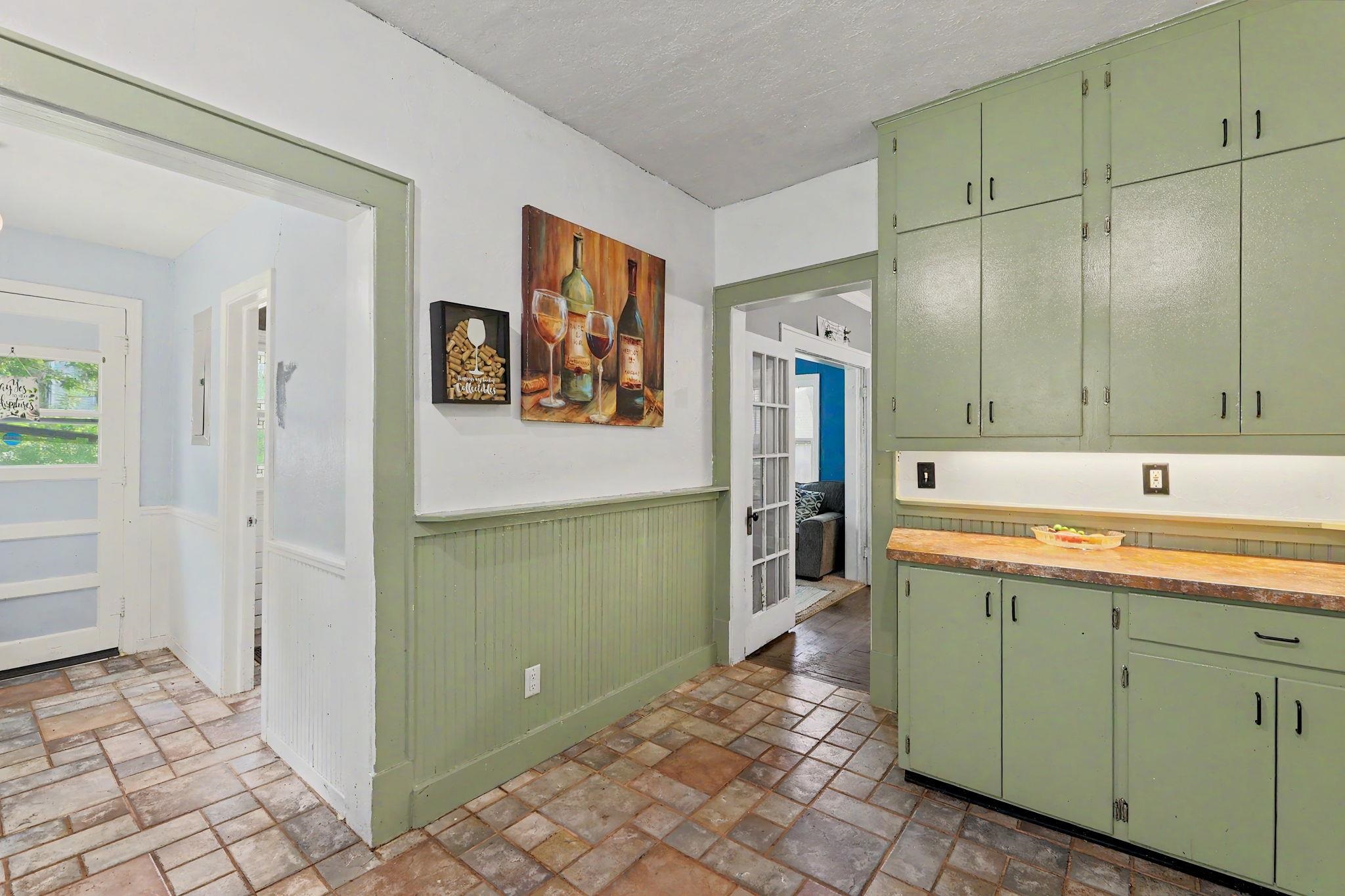1538 N Holyoke Property Photo 19