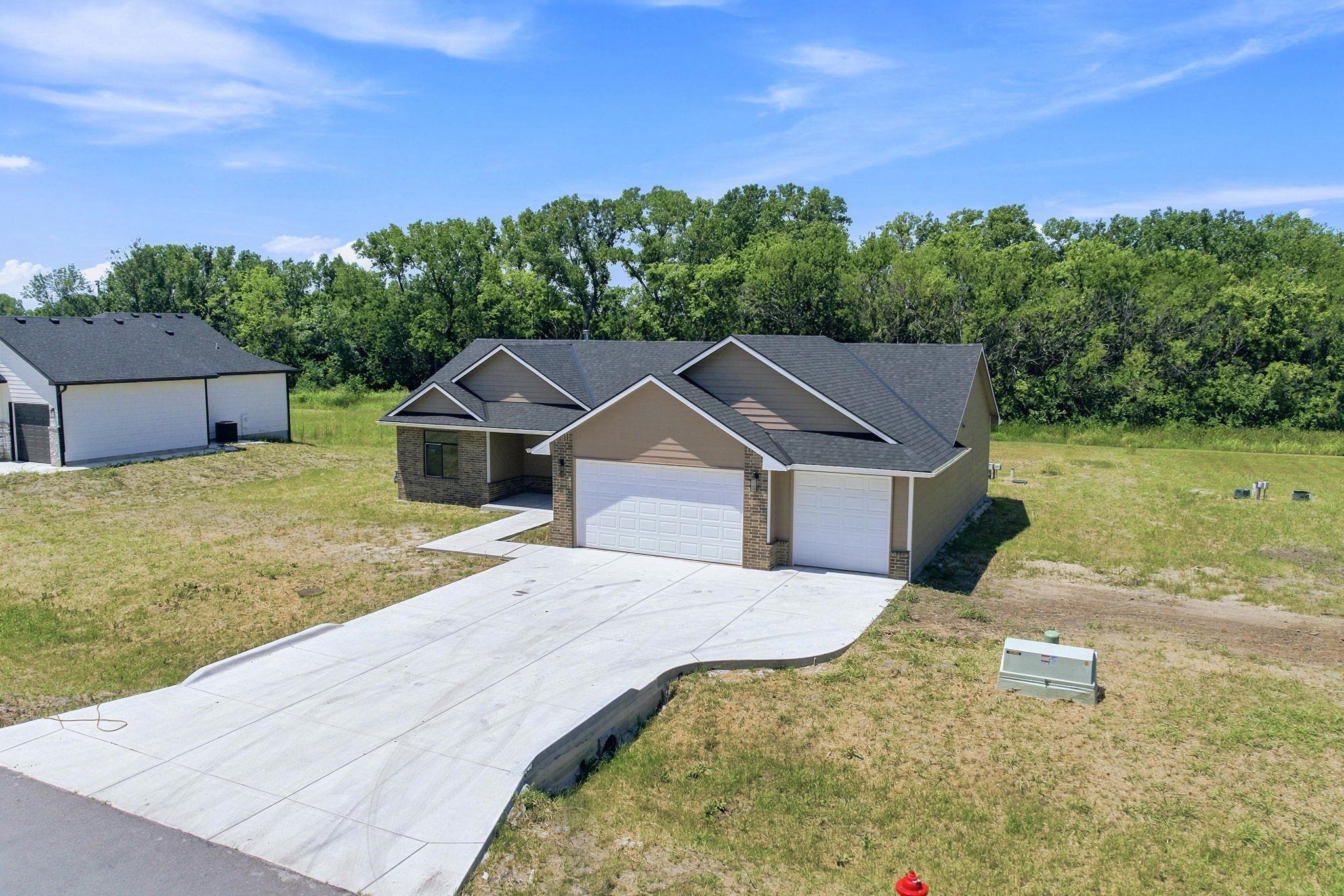 635 S Arbor Valley Way Property Photo 2