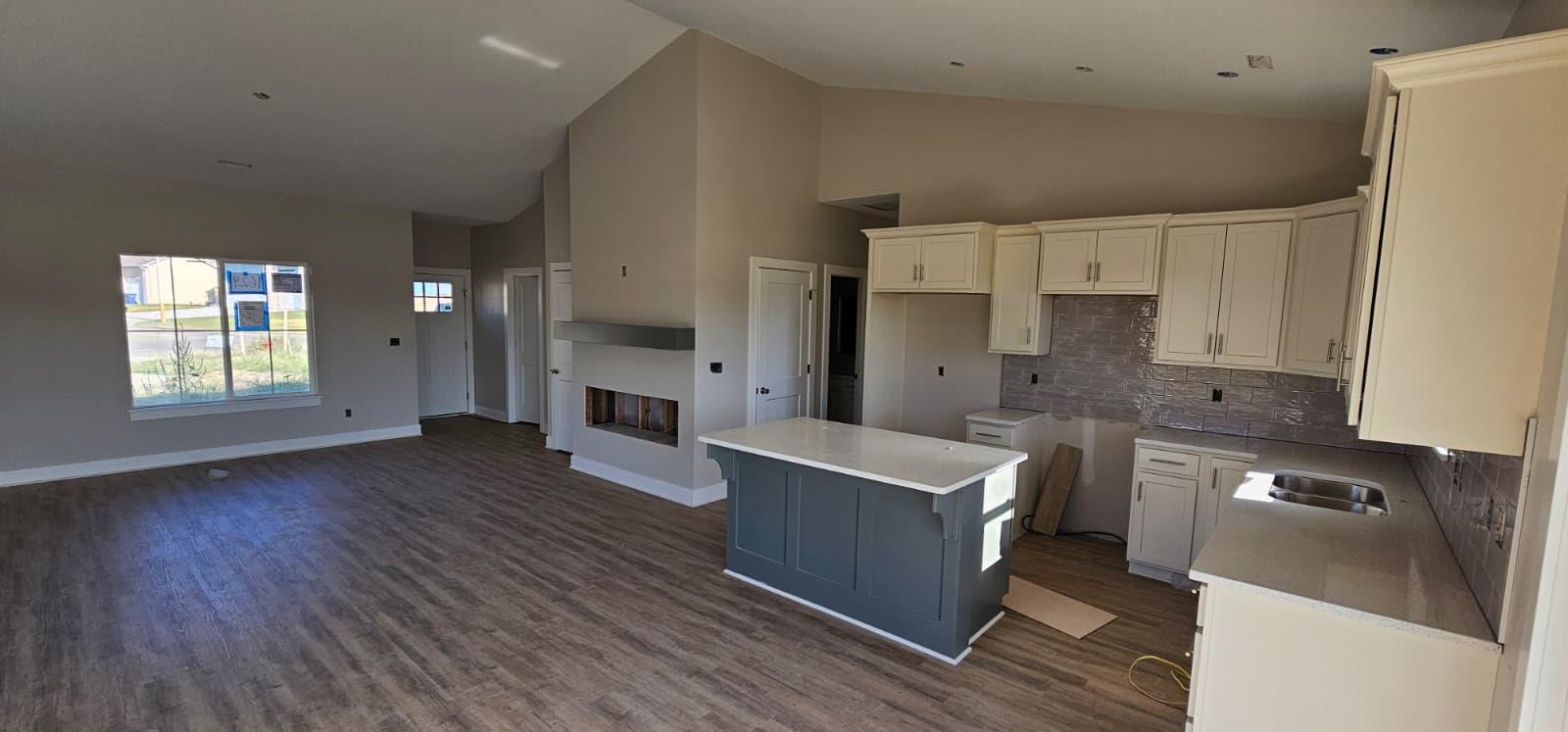 1629 Midway Ct. Property Photo 2