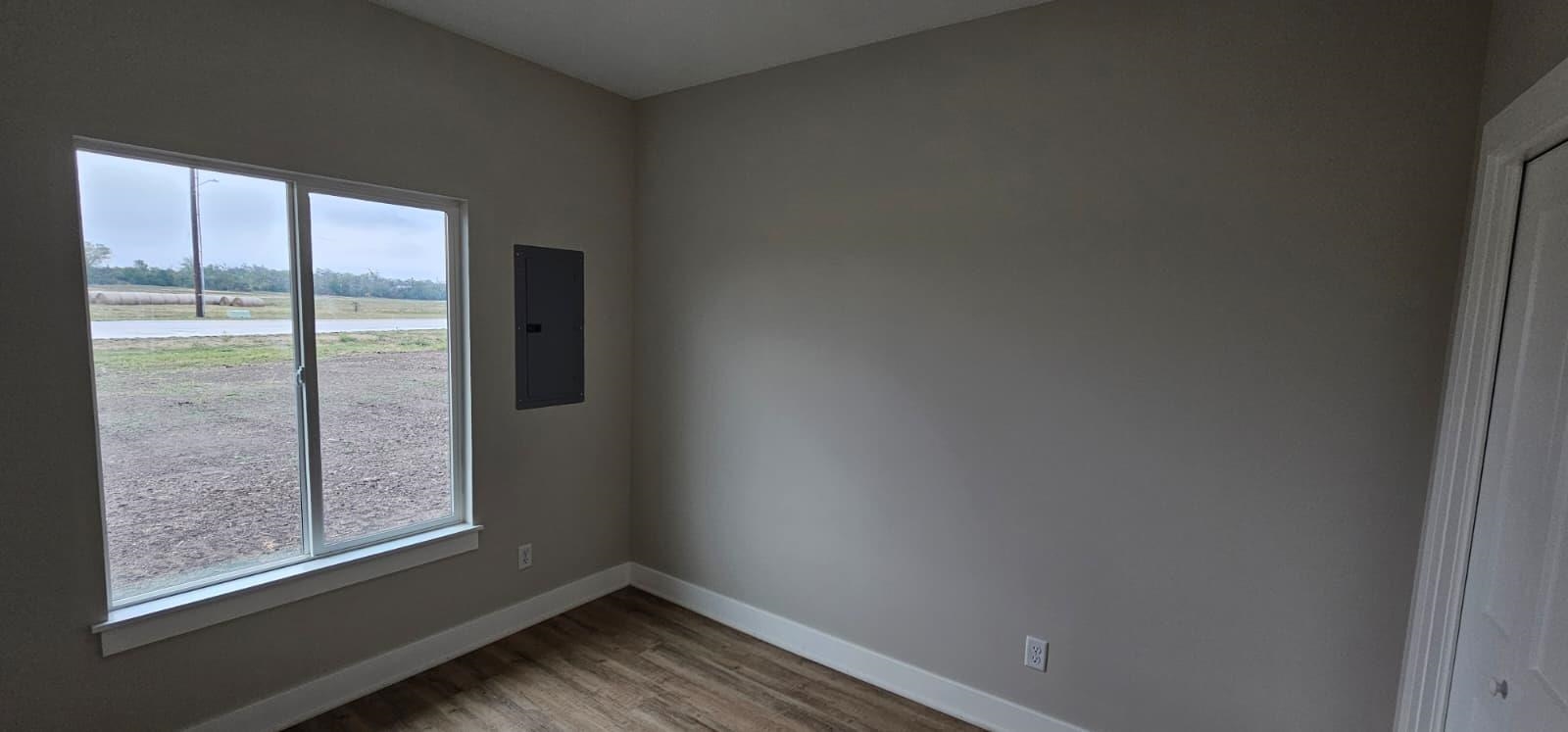 1629 Midway Ct. Property Photo 9