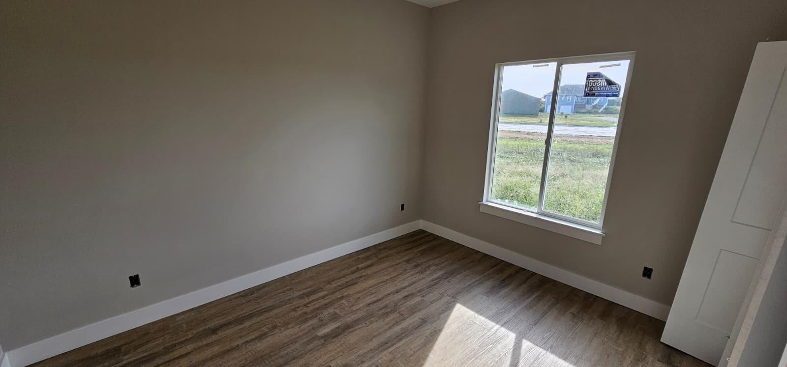 1629 Midway Ct. Property Photo 12