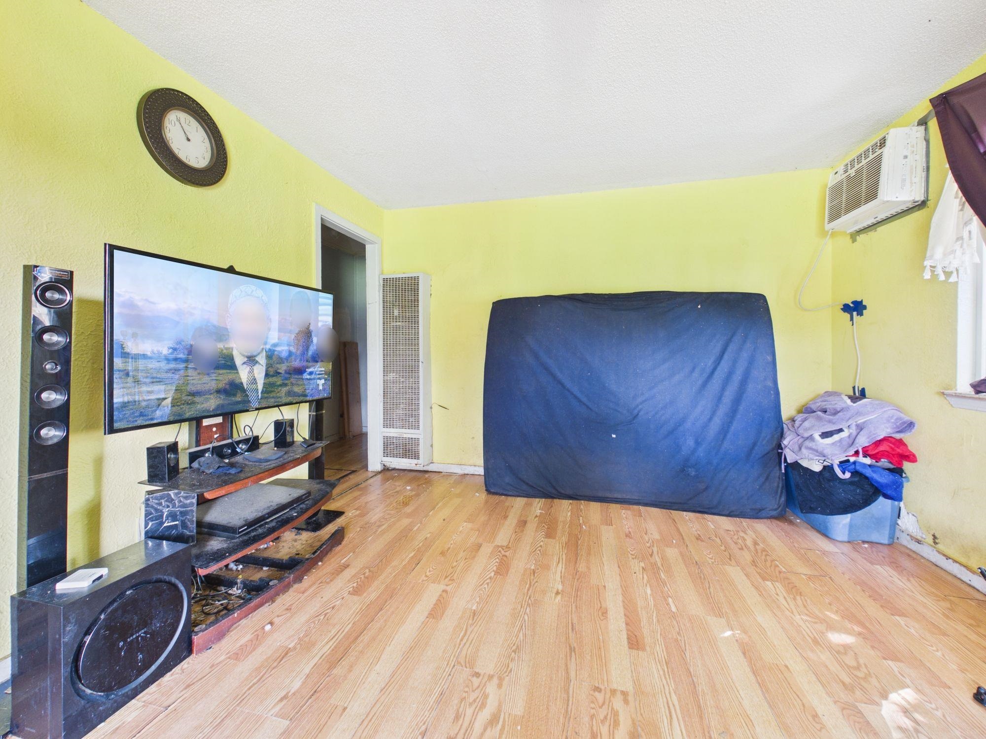 4269-4271 E Boston Property Photo 5