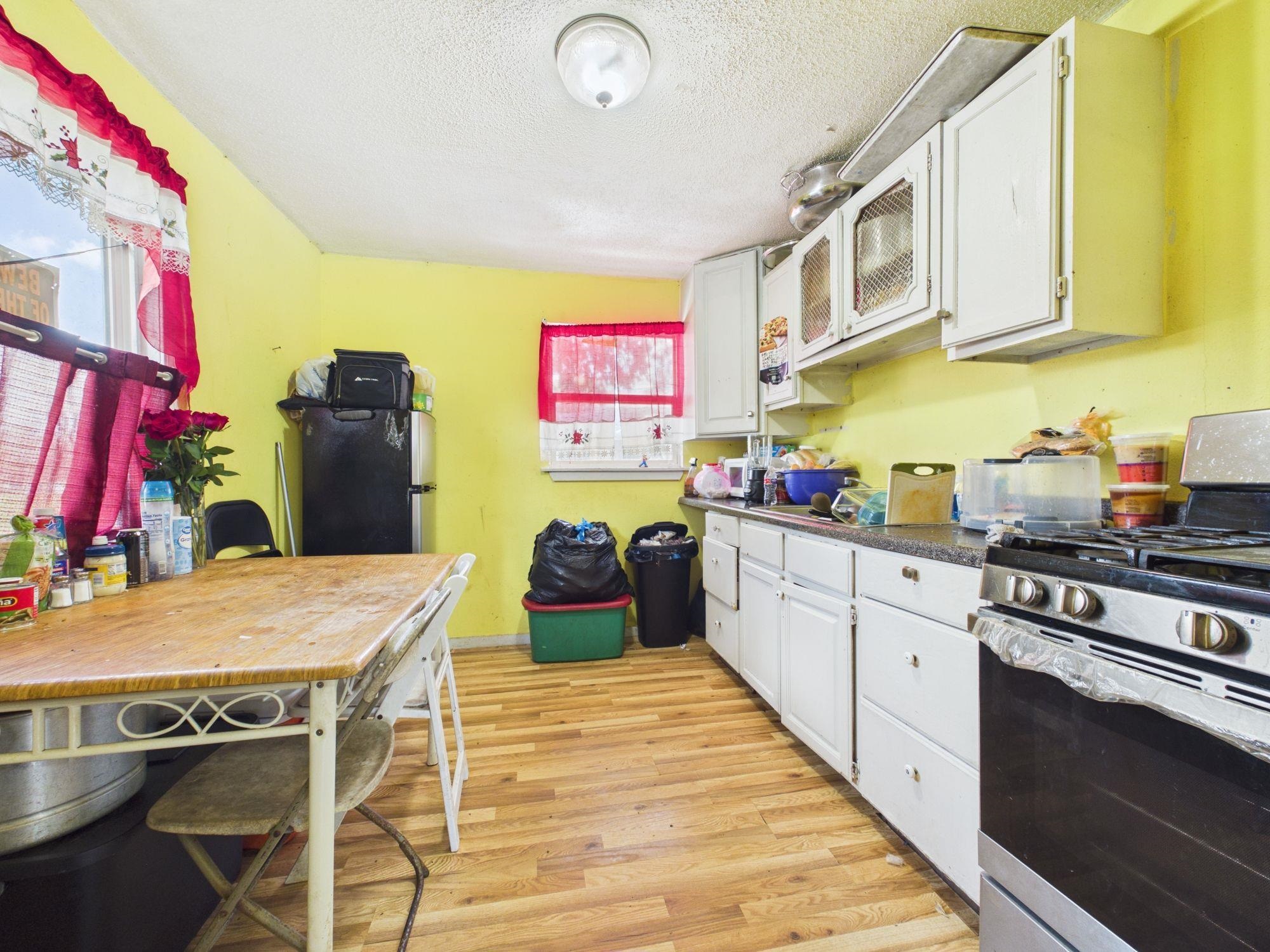 4269-4271 E Boston Property Photo 6