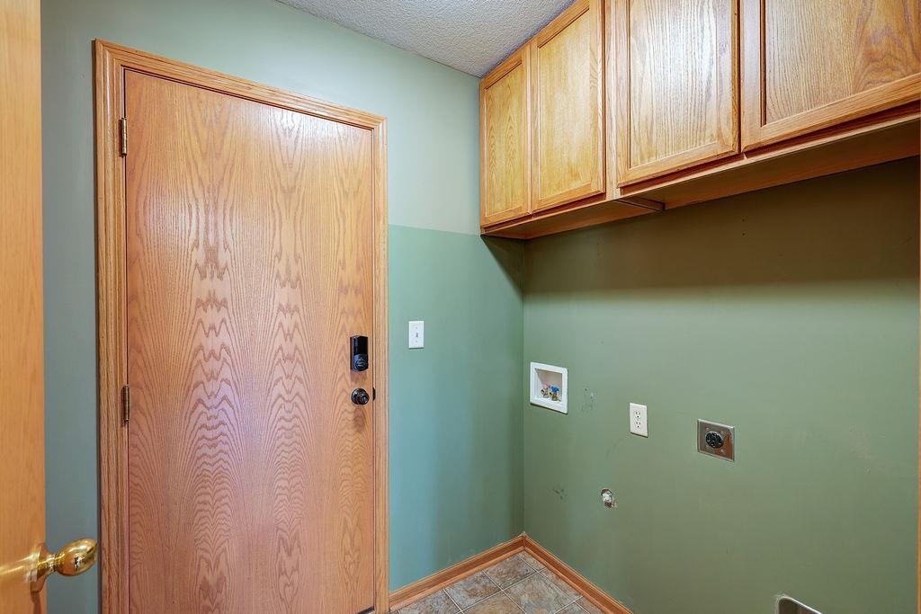 611 Cleek Ct Property Photo 12