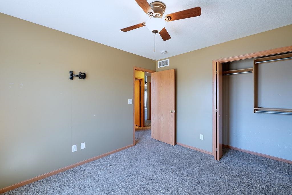 611 Cleek Ct Property Photo 20