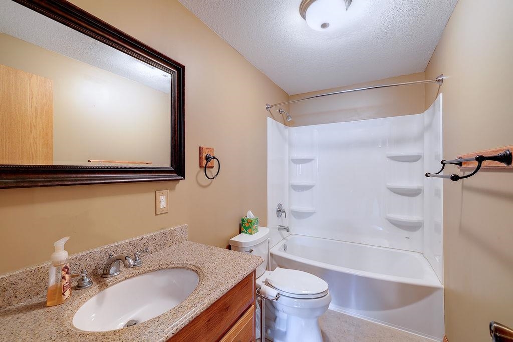 611 Cleek Ct Property Photo 29