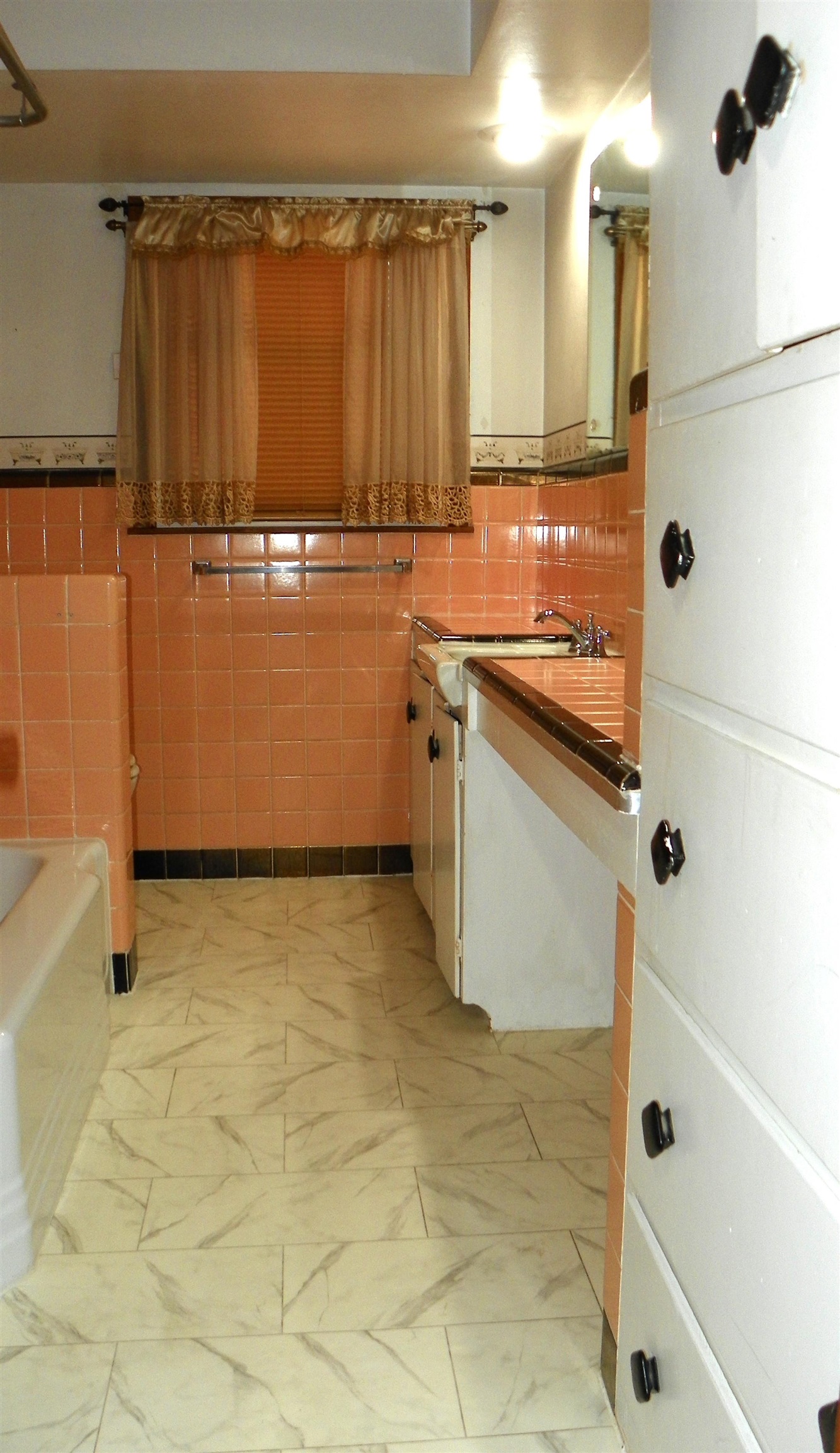 214 N Brookside Parkway Property Photo 18