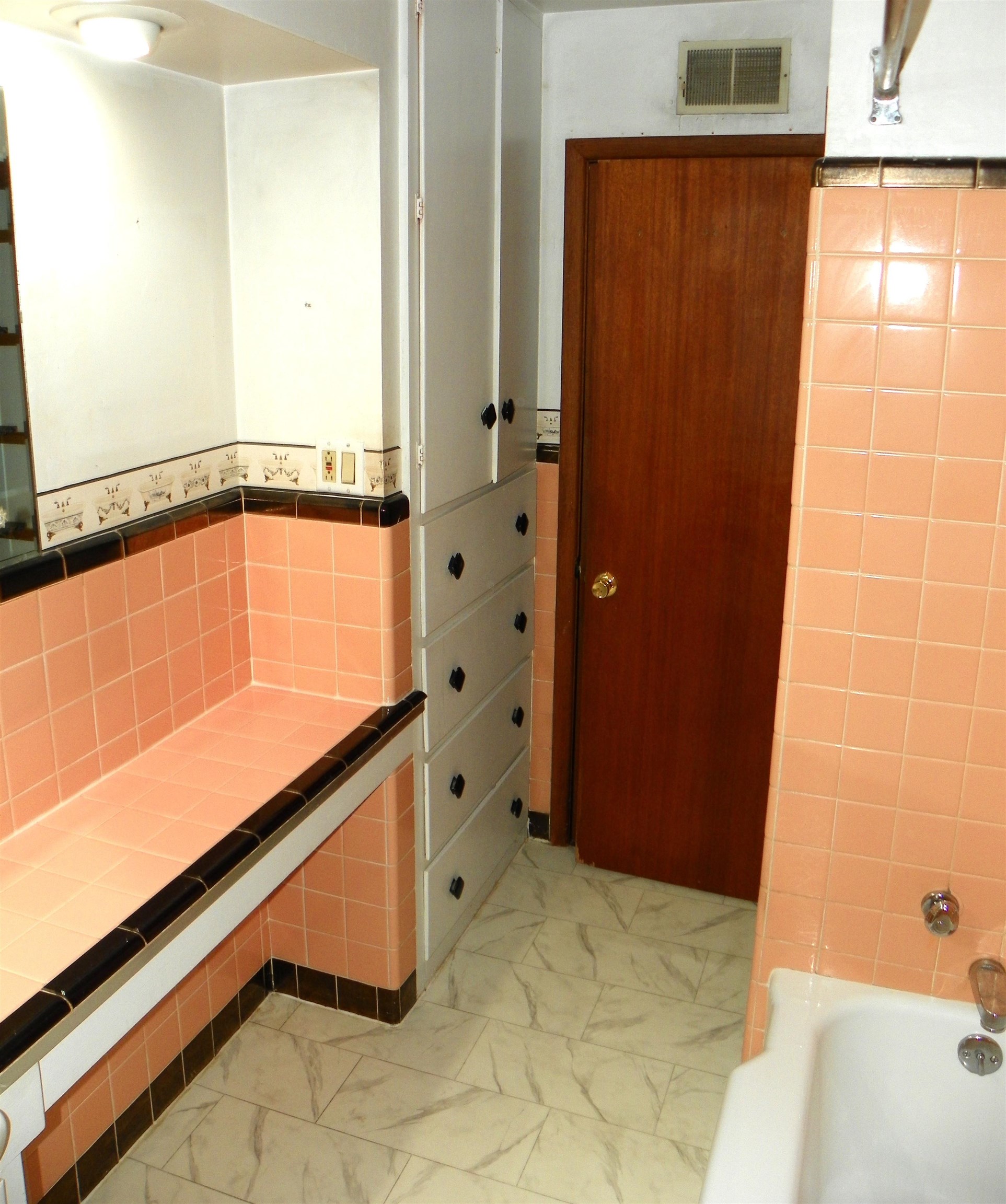 214 N Brookside Parkway Property Photo 21