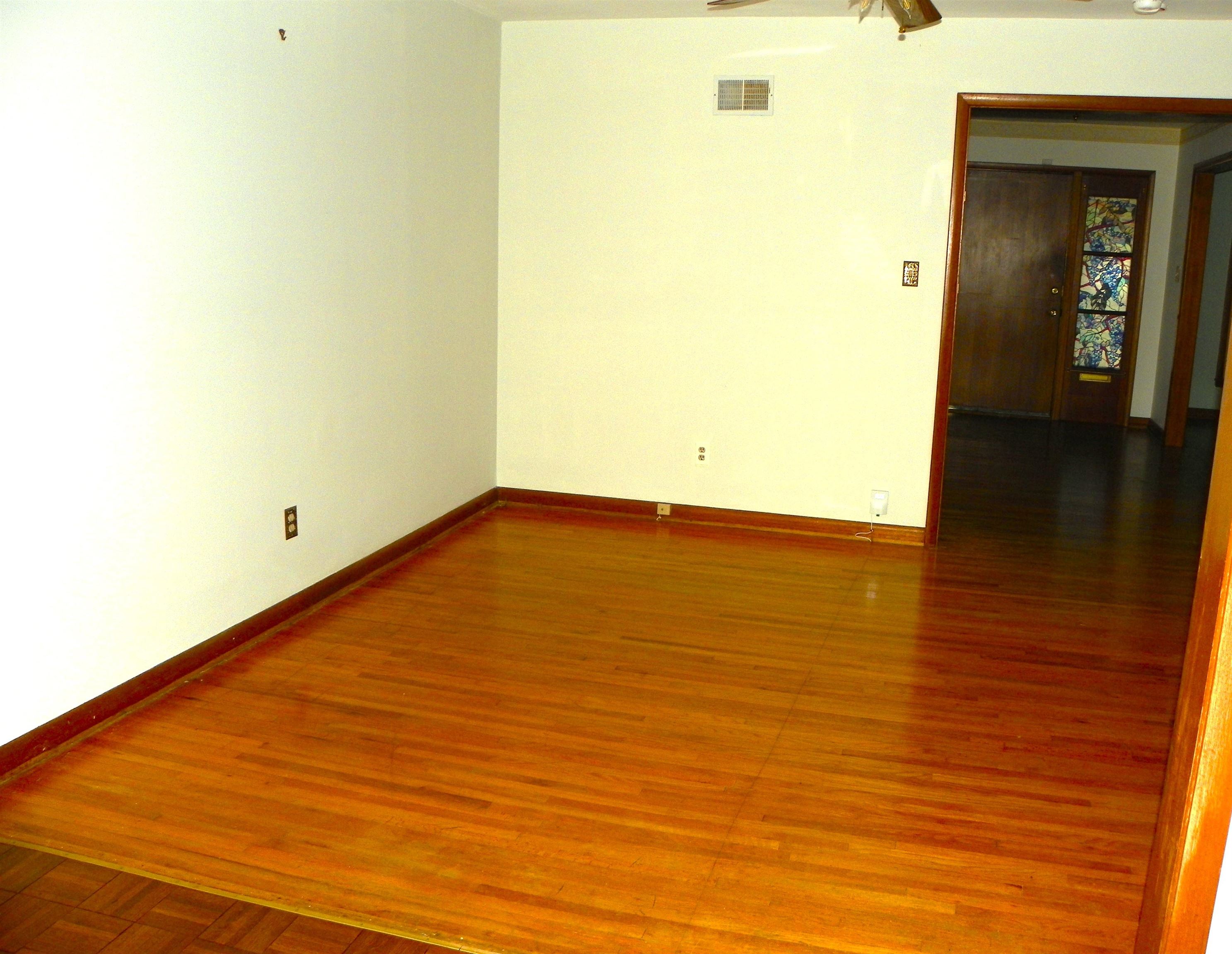 214 N Brookside Parkway Property Photo 23