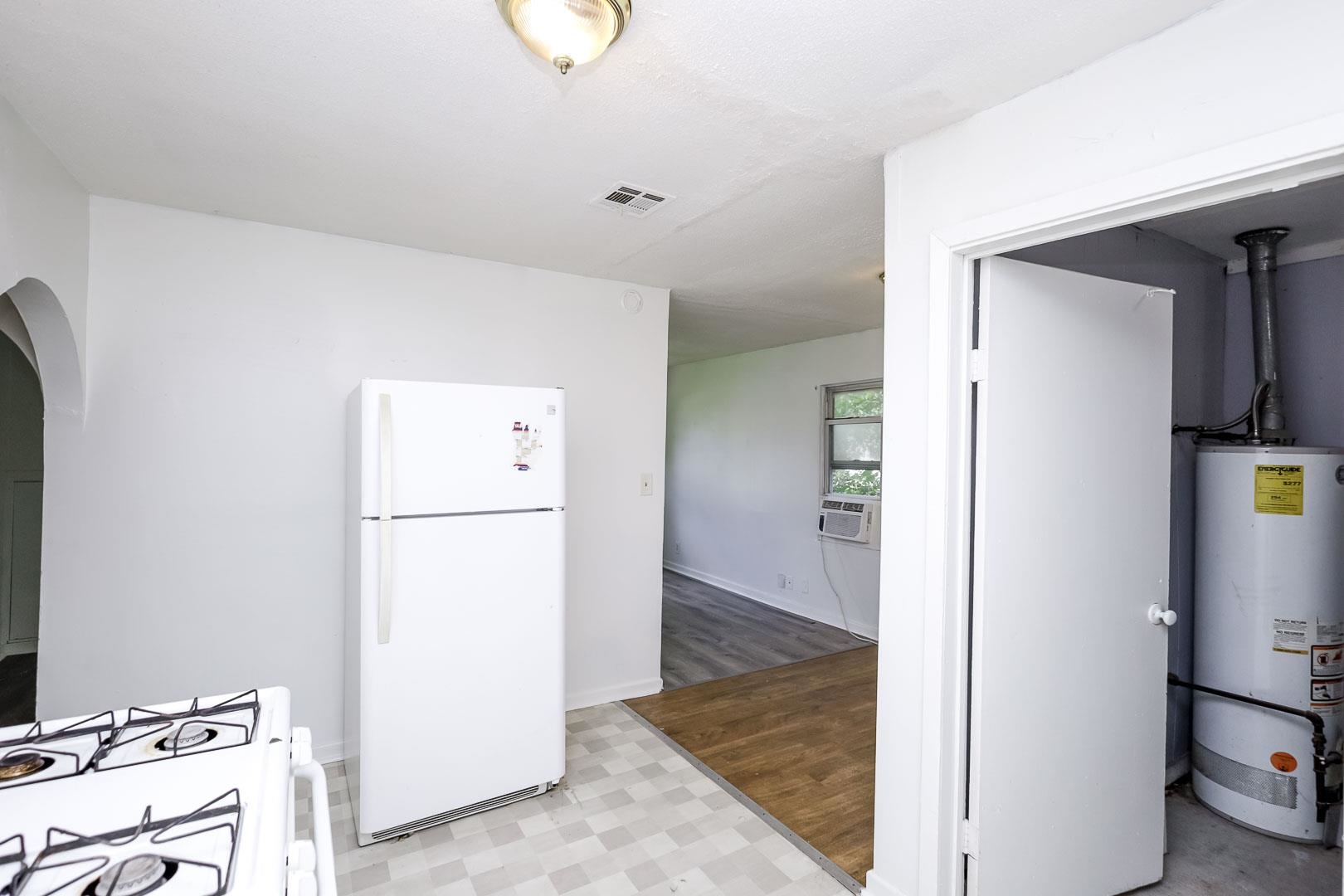 1738 N Poplar Property Photo 12