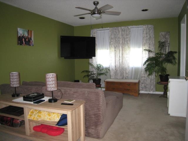 413 N Park Dr Property Photo 11