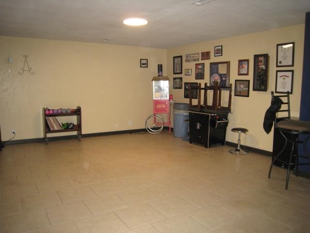 413 N Park Dr Property Photo 12