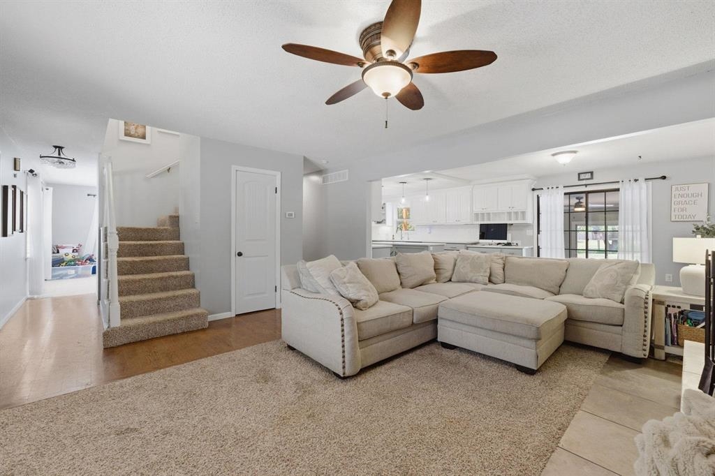 4645 N Hillcrest St. Property Photo 9