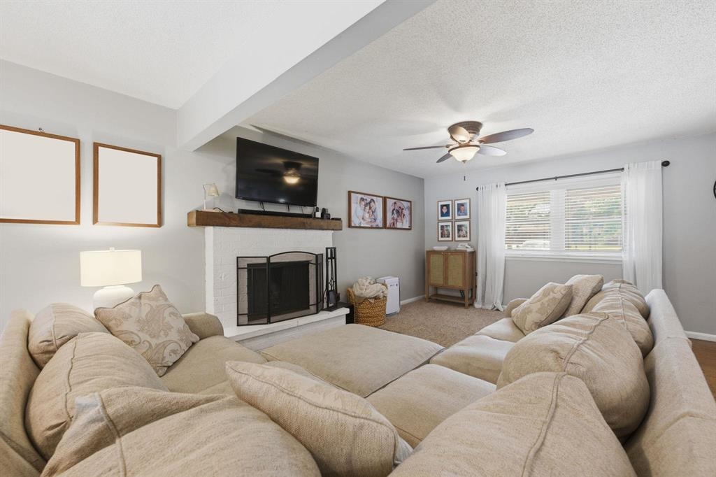 4645 N Hillcrest St. Property Photo 10