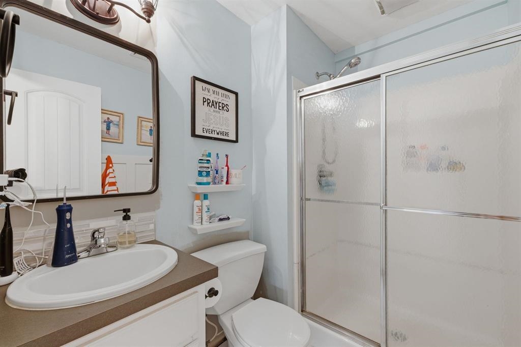 4645 N Hillcrest St. Property Photo 24