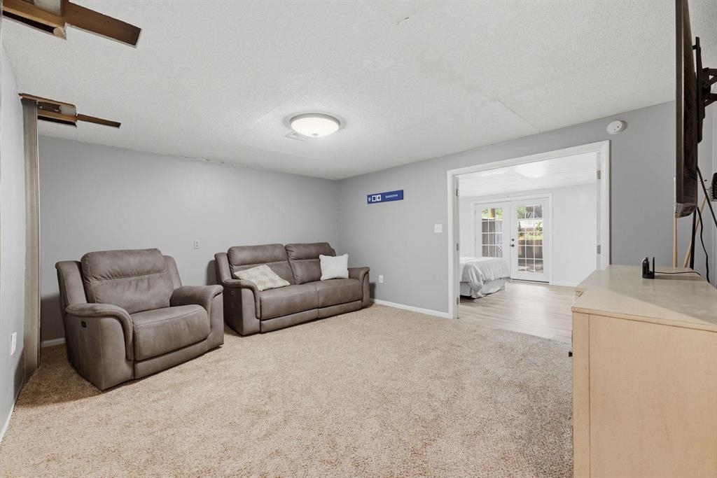 4645 N Hillcrest St. Property Photo 27