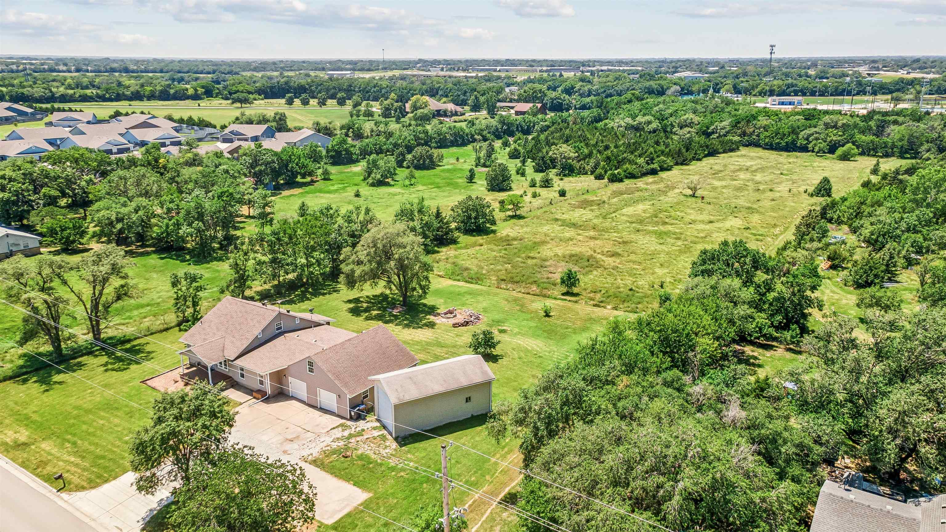 1531 N Prairie Creek Property Photo 6