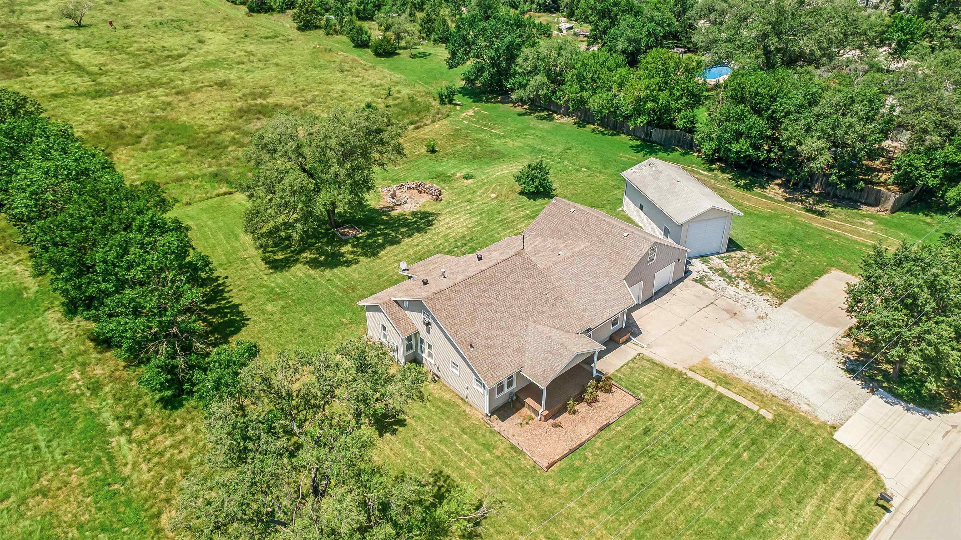 1531 N Prairie Creek Property Photo 8