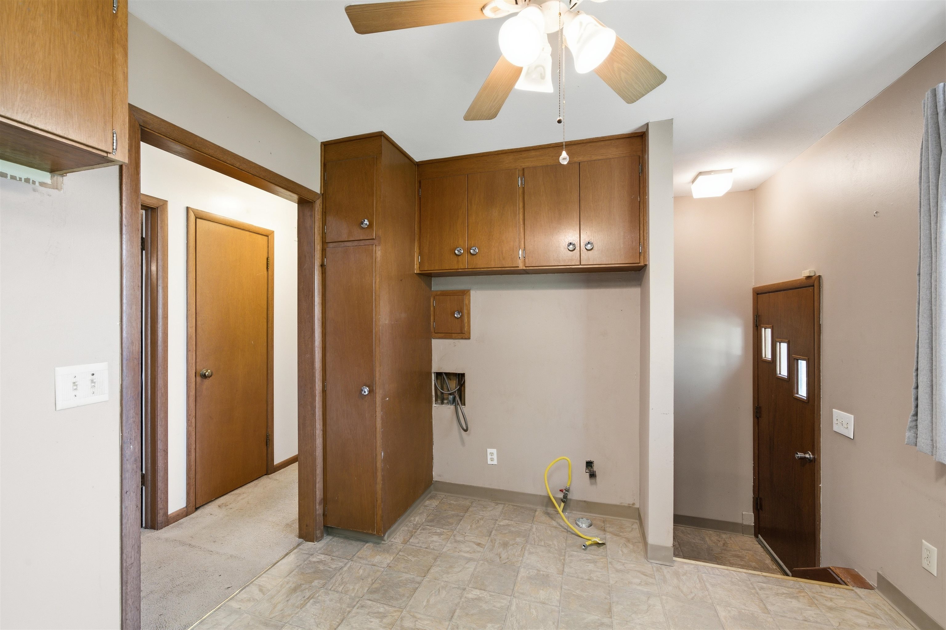 706 S Freeborn Property Photo 18
