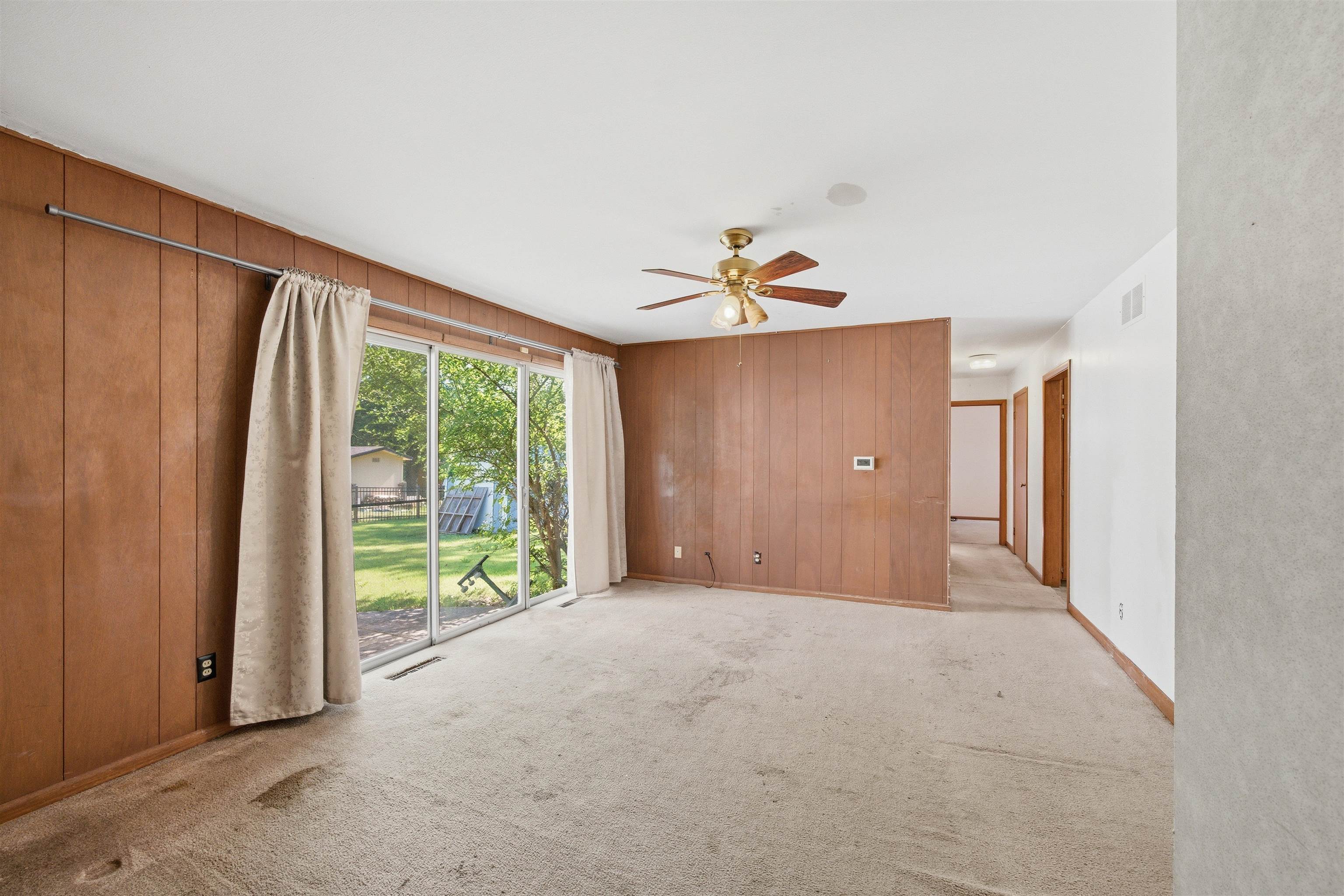 706 S Freeborn Property Photo 19