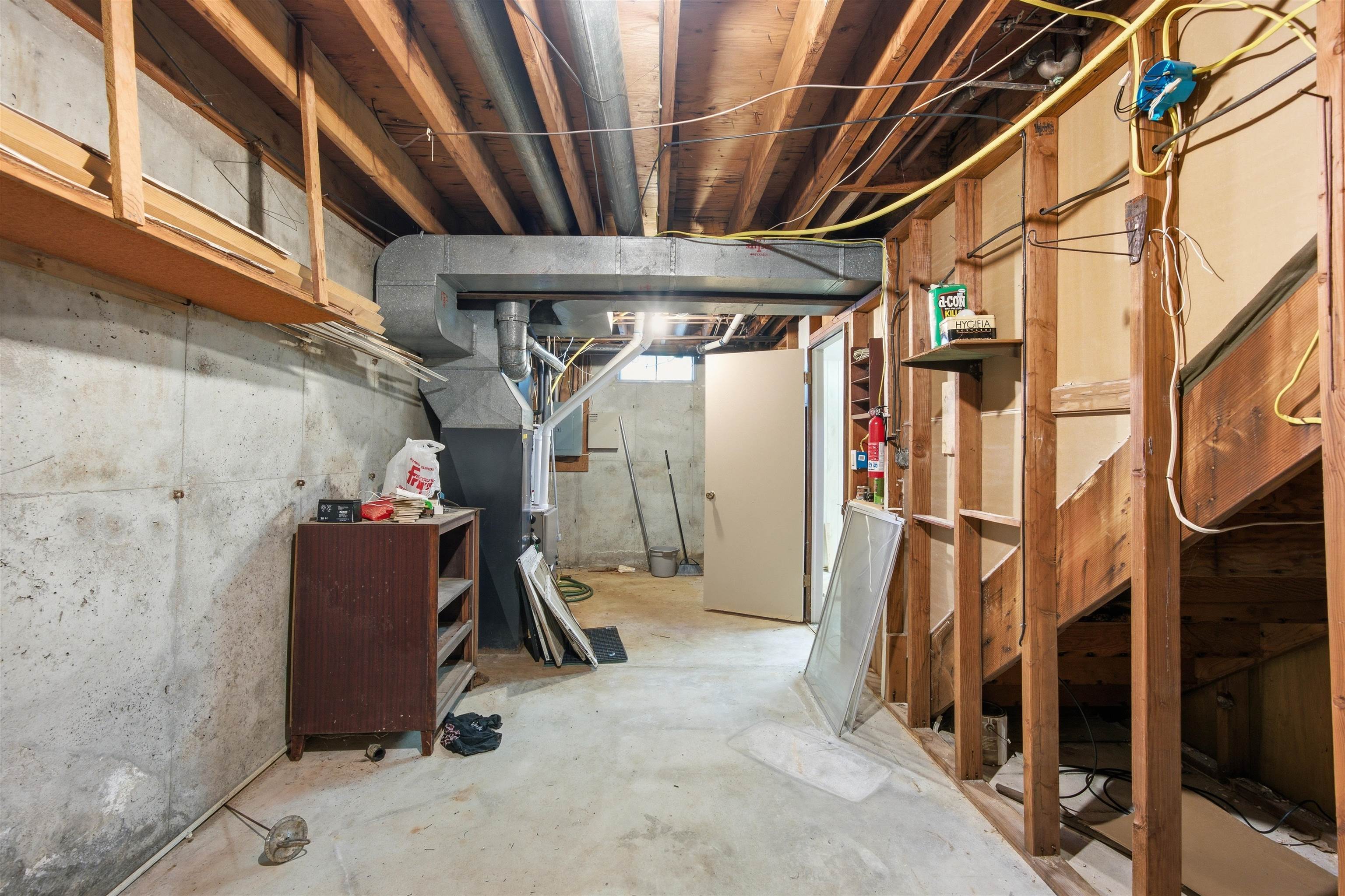 706 S Freeborn Property Photo 31