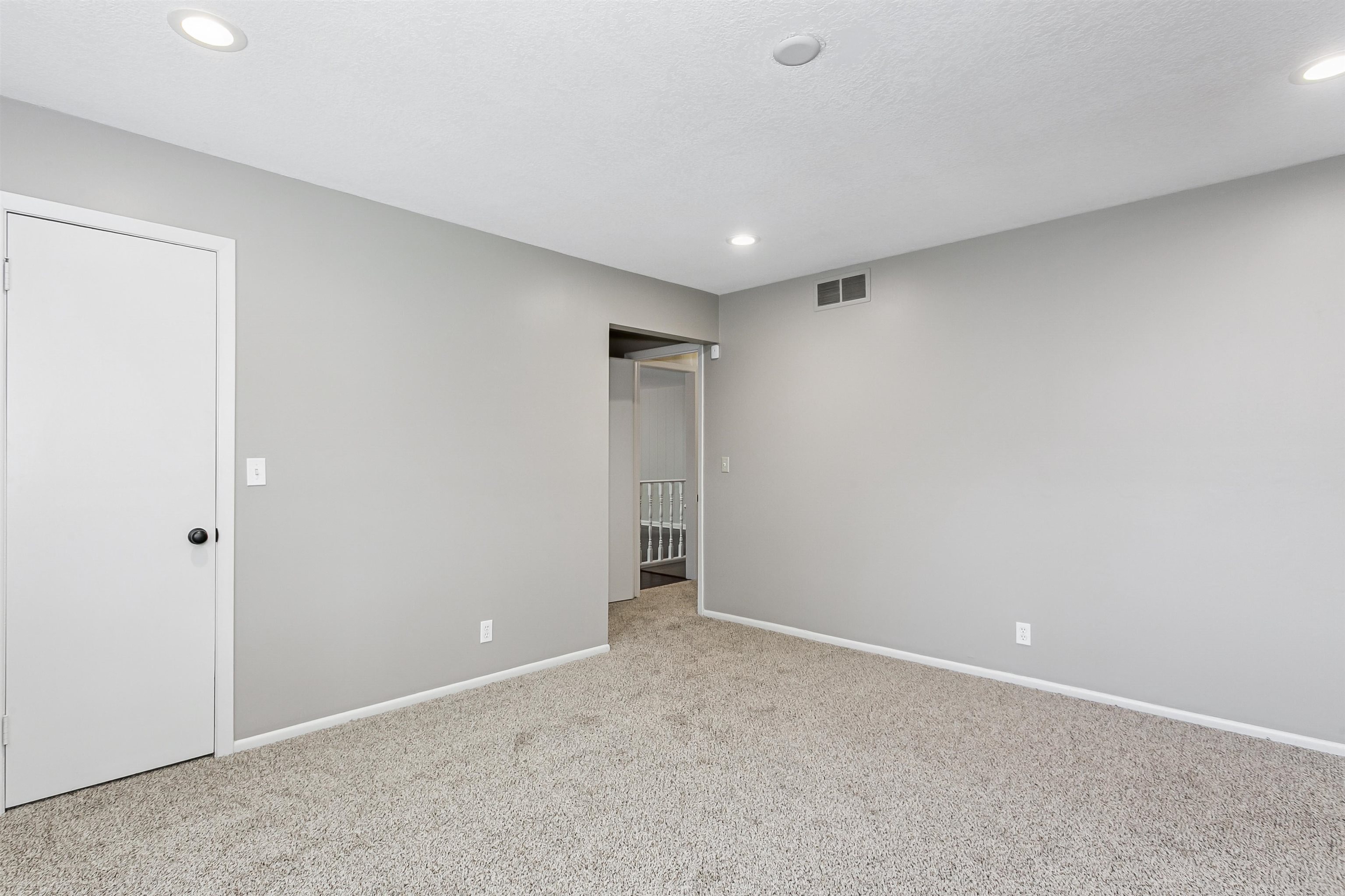 2432 N Rutland Ct Property Photo 15