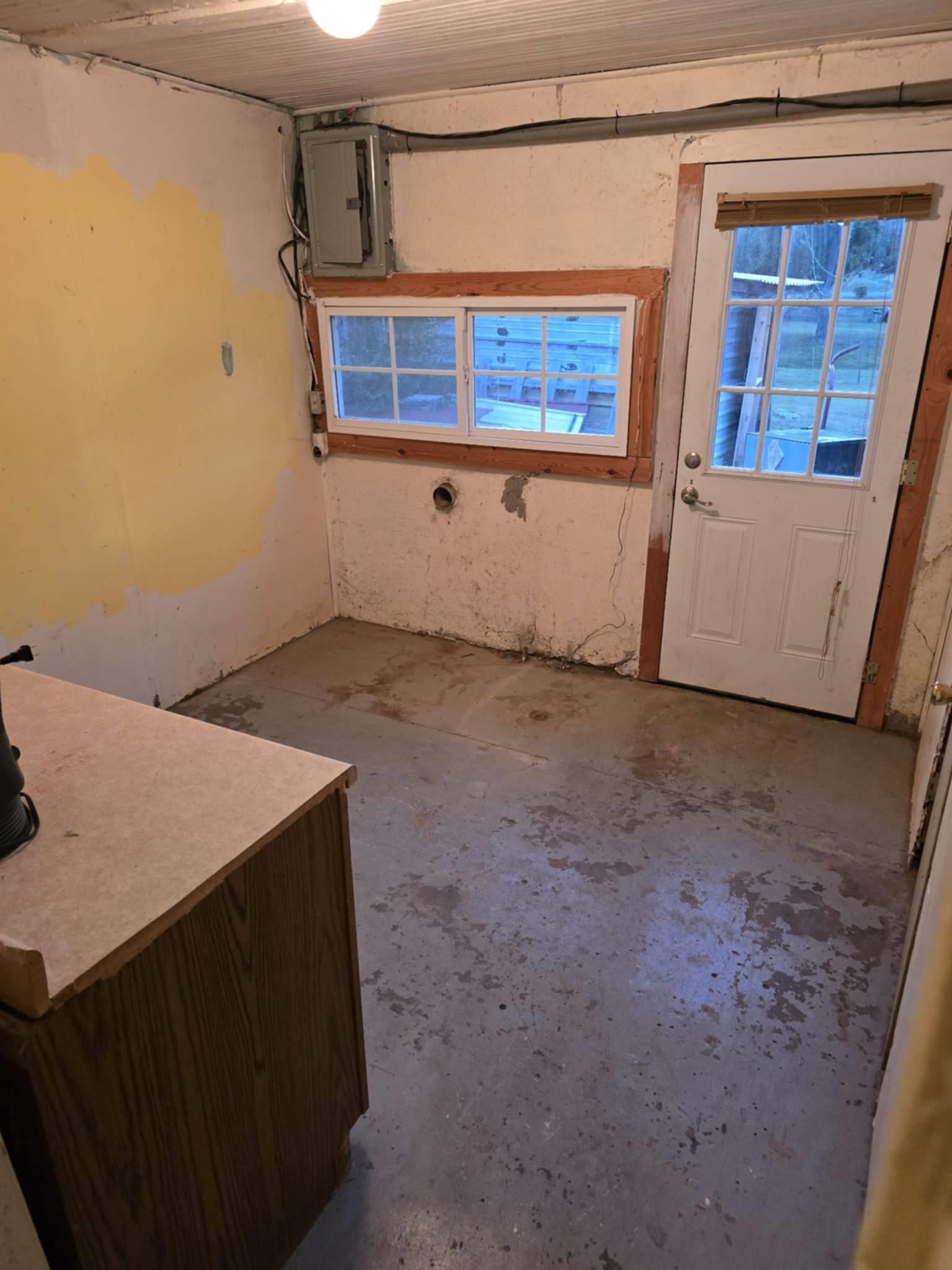 107 N Olive St Property Photo 16
