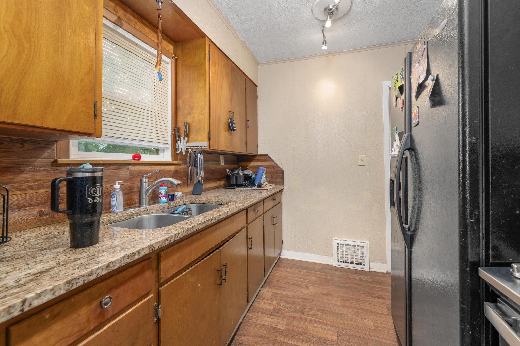 639 N Estelle Ave Property Photo 14