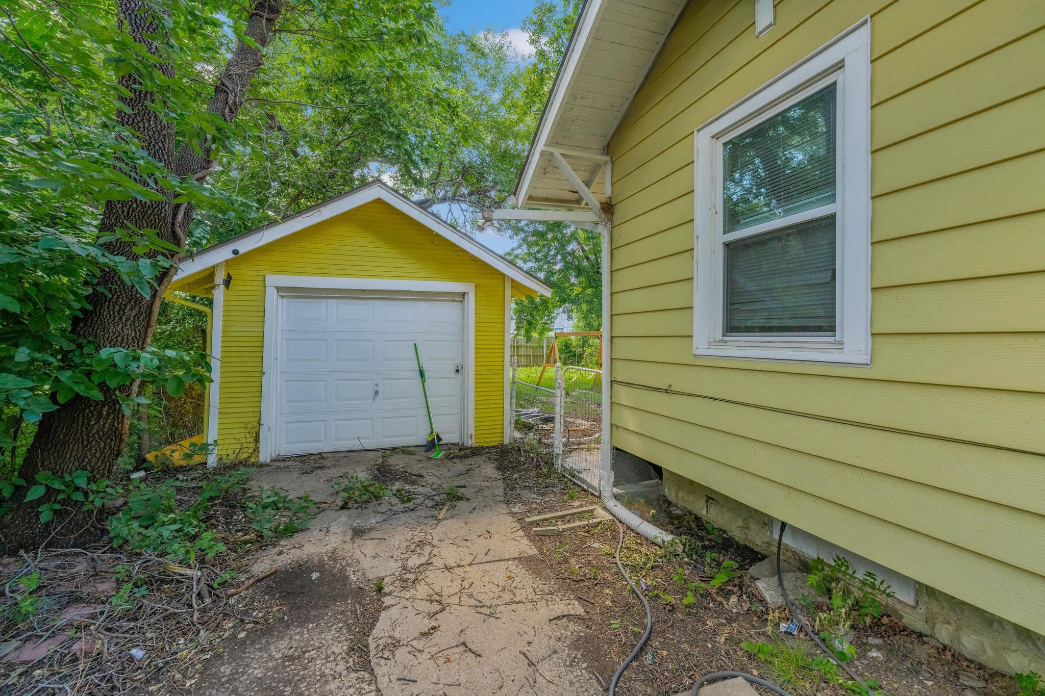 639 N Estelle Ave Property Photo 30