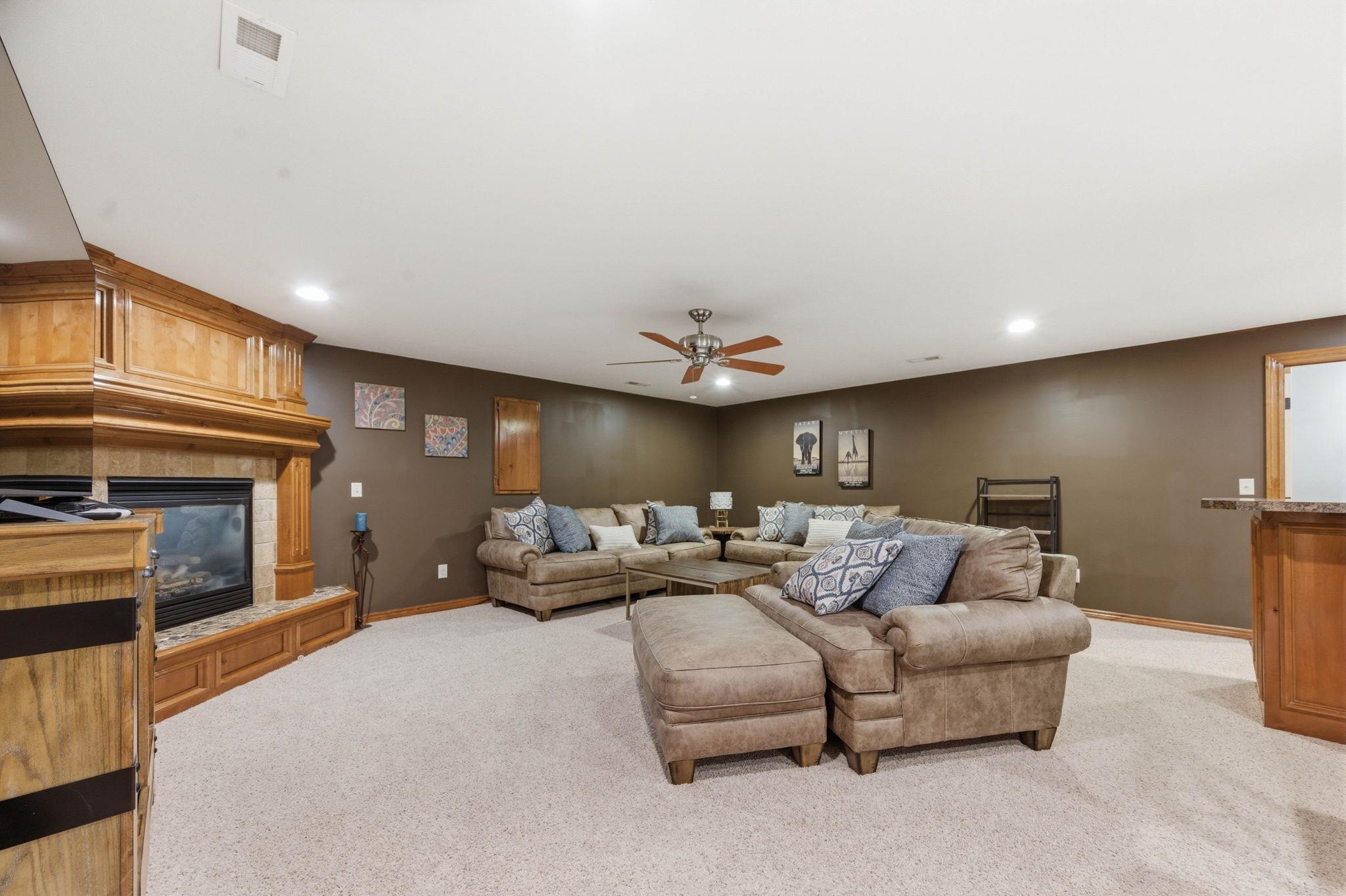 6608 N Upchurch Property Photo 20