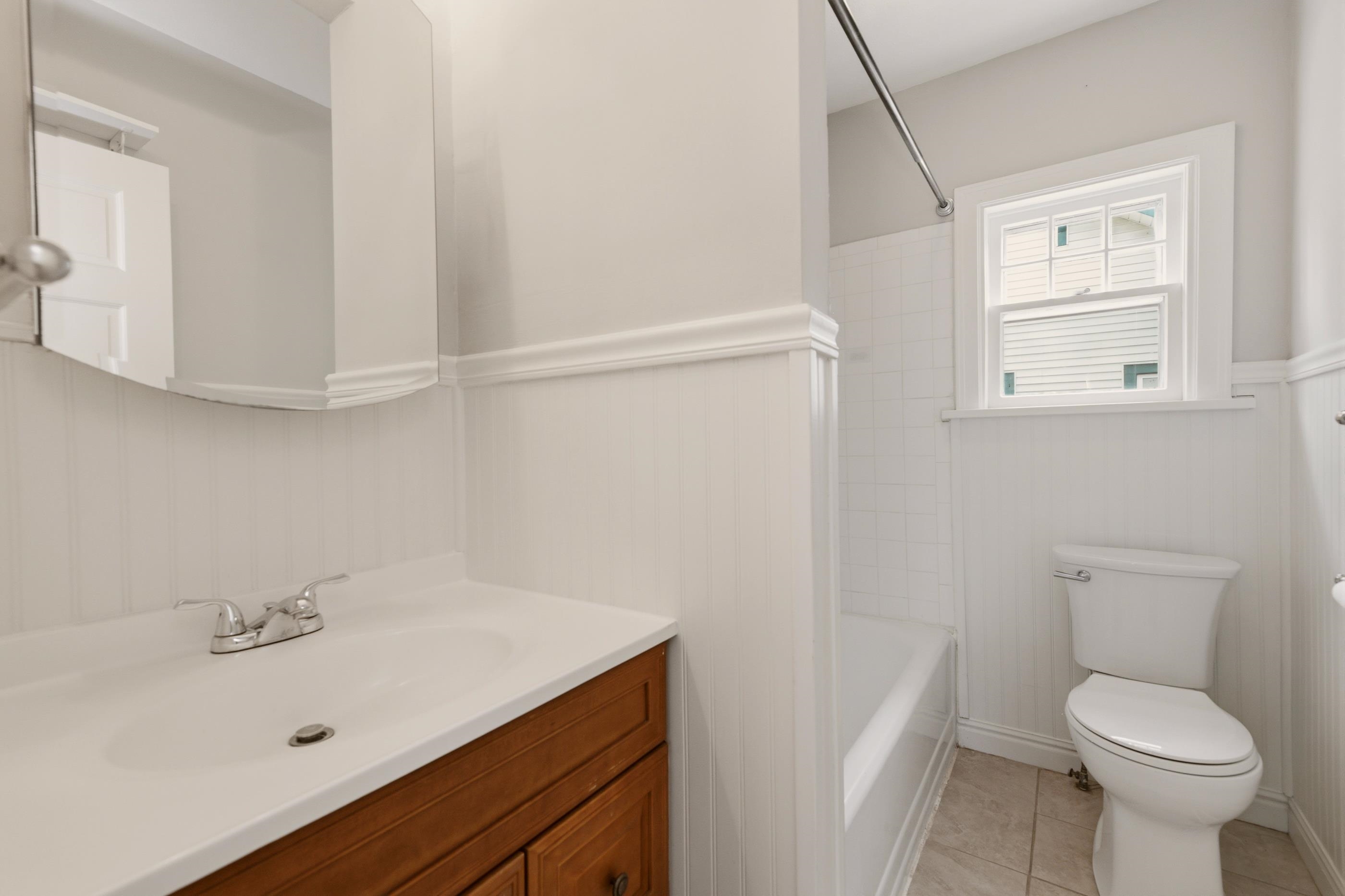1541 N Woodland Ave Property Photo 29