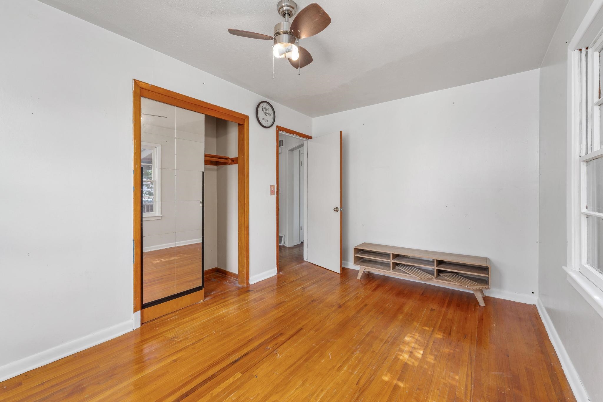 2357 S Walnut St Property Photo 17