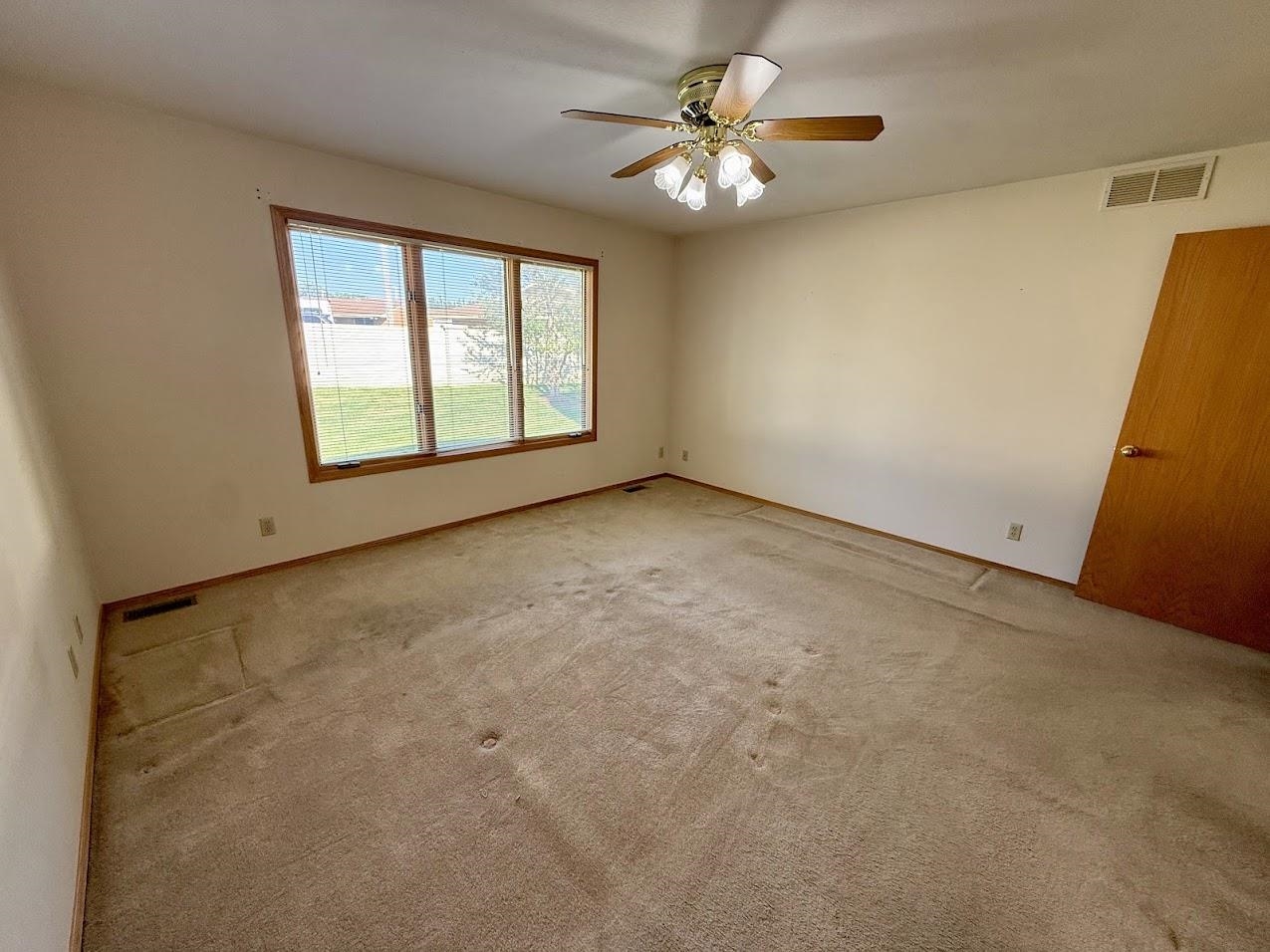 1770 N Country Club Rd #9 Property Photo 11