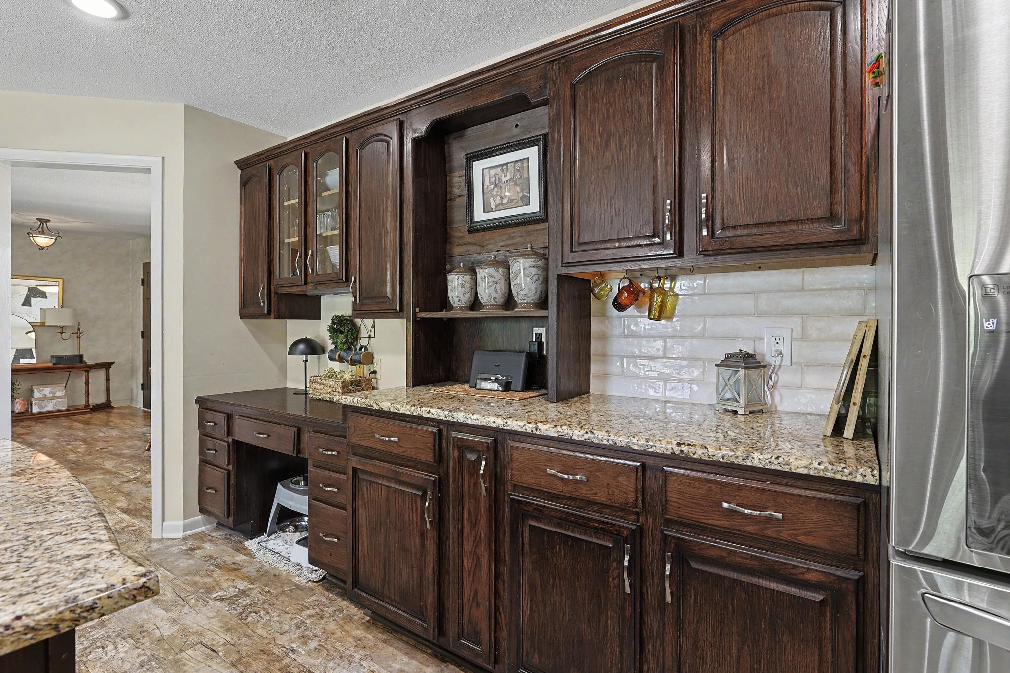 525 Stone Creek Dr Property Photo 10