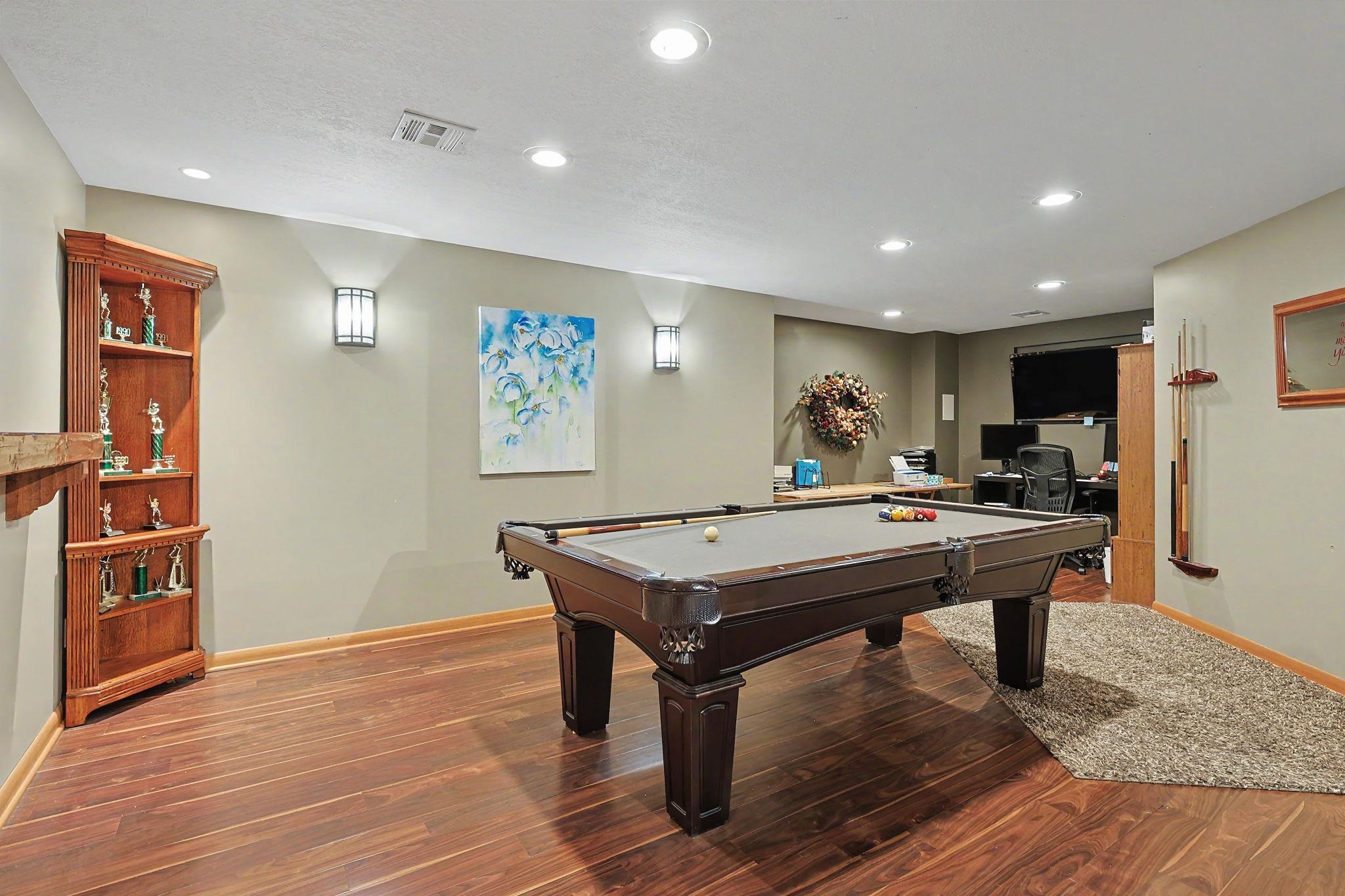 525 Stone Creek Dr Property Photo 25