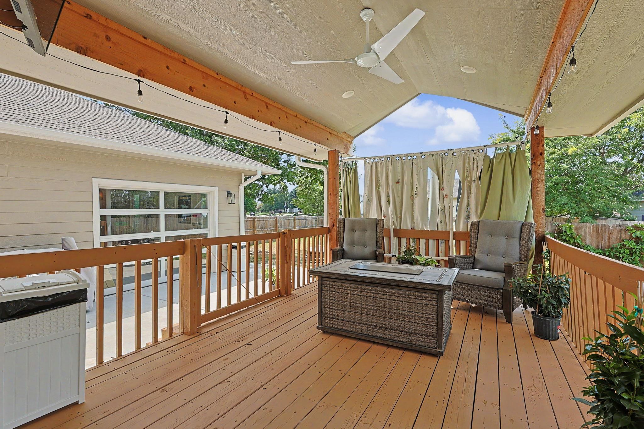 525 Stone Creek Dr Property Photo 29