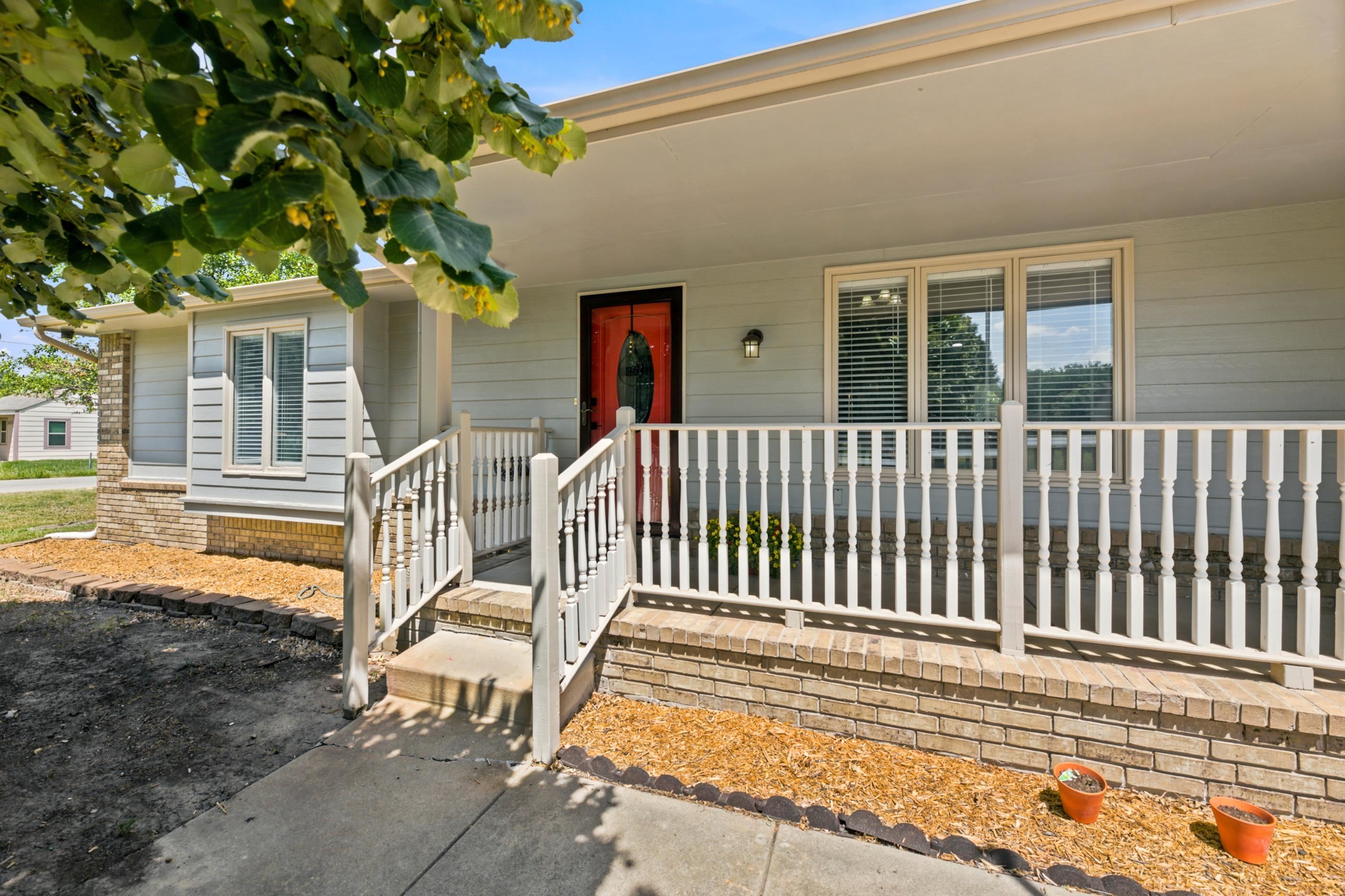 6156 N Sullivan Rd Property Photo 22