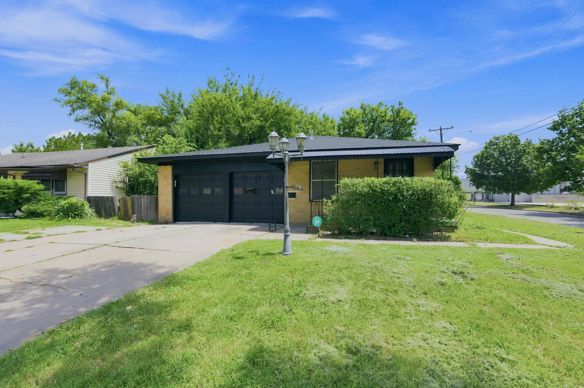 1502 Kenmar St Property Photo 1